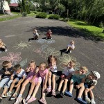 В нашому садочку щоденно проводиться загартовування дітей, і їхнє оздоровлення, завдяки чому наші дітки ростуть здоровими і міцними. 2025 рік