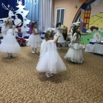 Танок незвичайних і артистичних феїчок