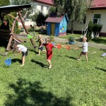 В нашому садочку щоденно проводиться загартовування дітей, і їхнє оздоровлення, завдяки чому наші дітки ростуть здоровими і міцними. 2025 рік