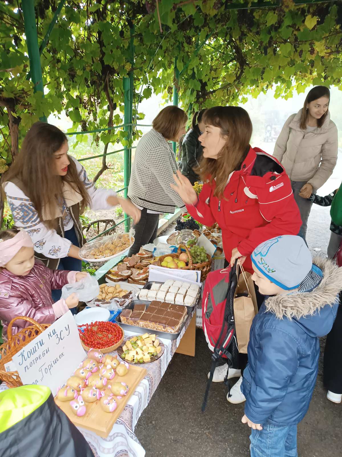 Фото без опису