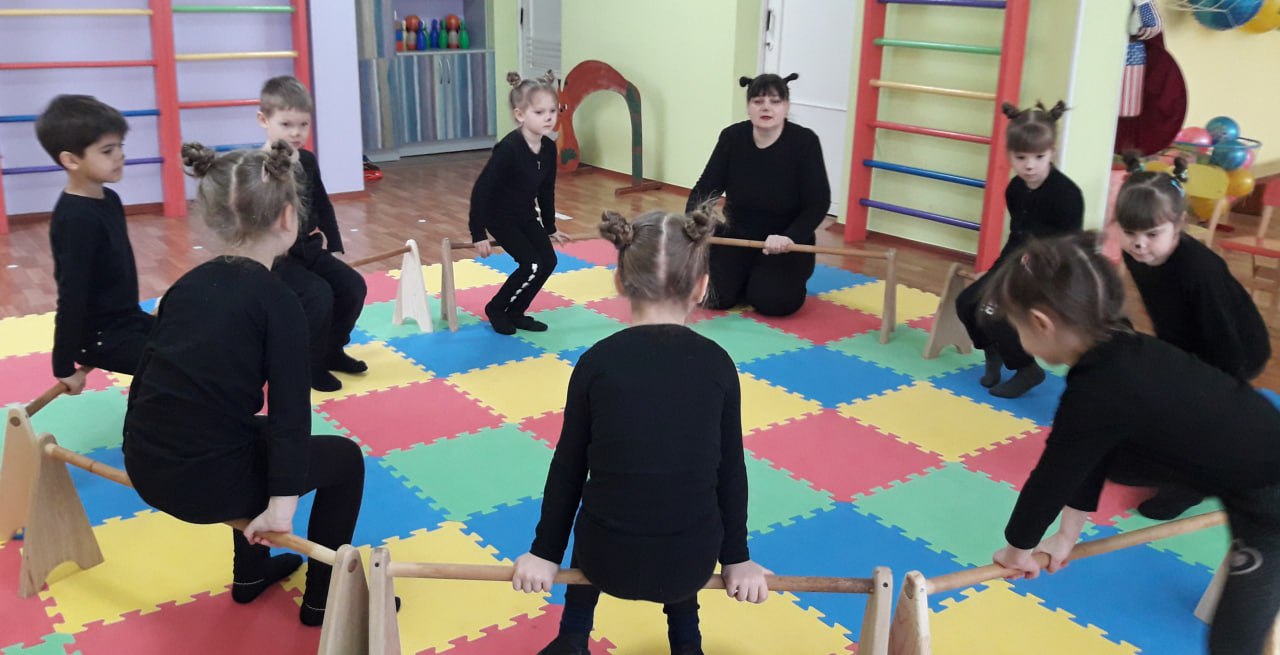 Фото без опису