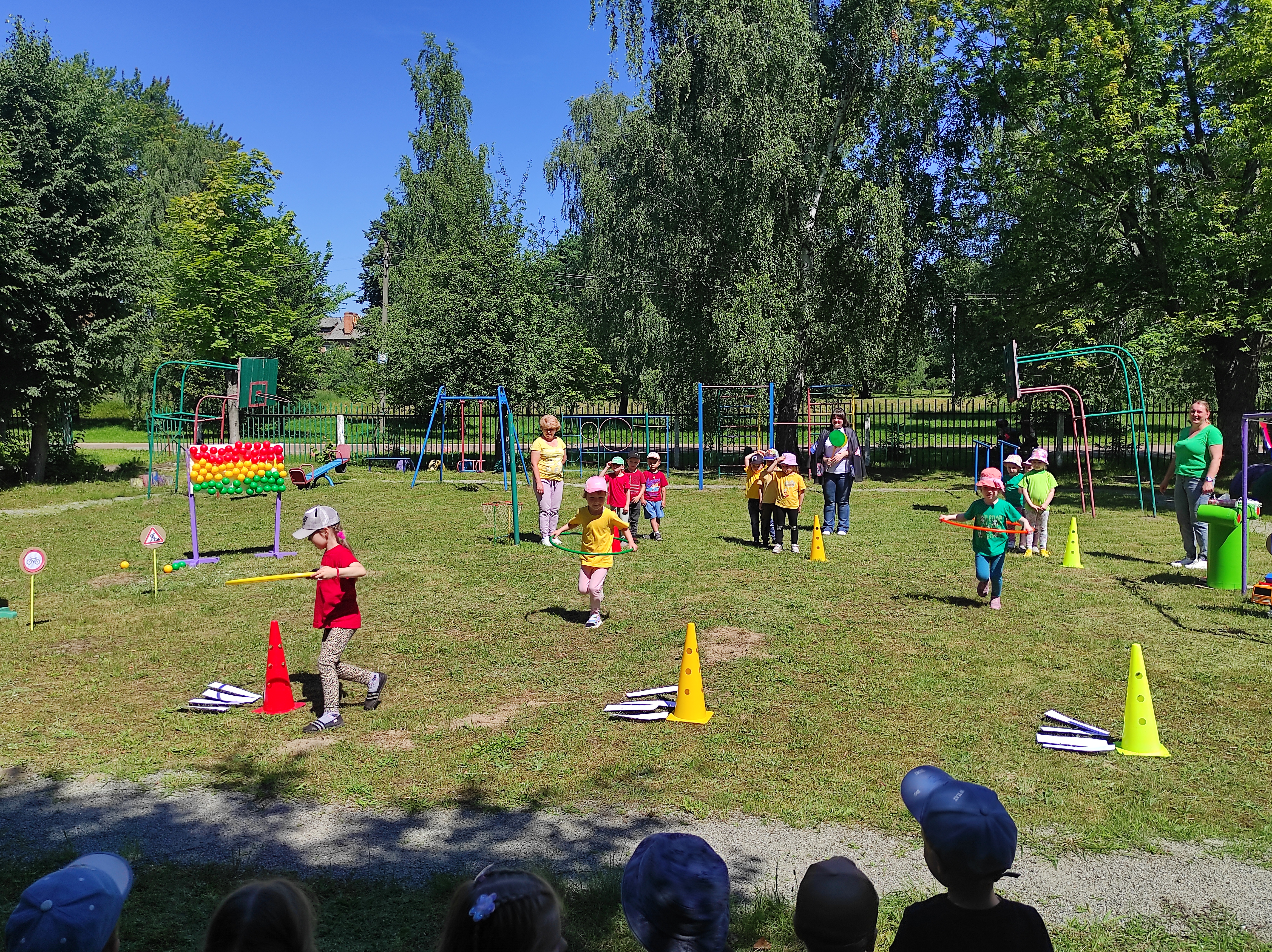 Фото без опису