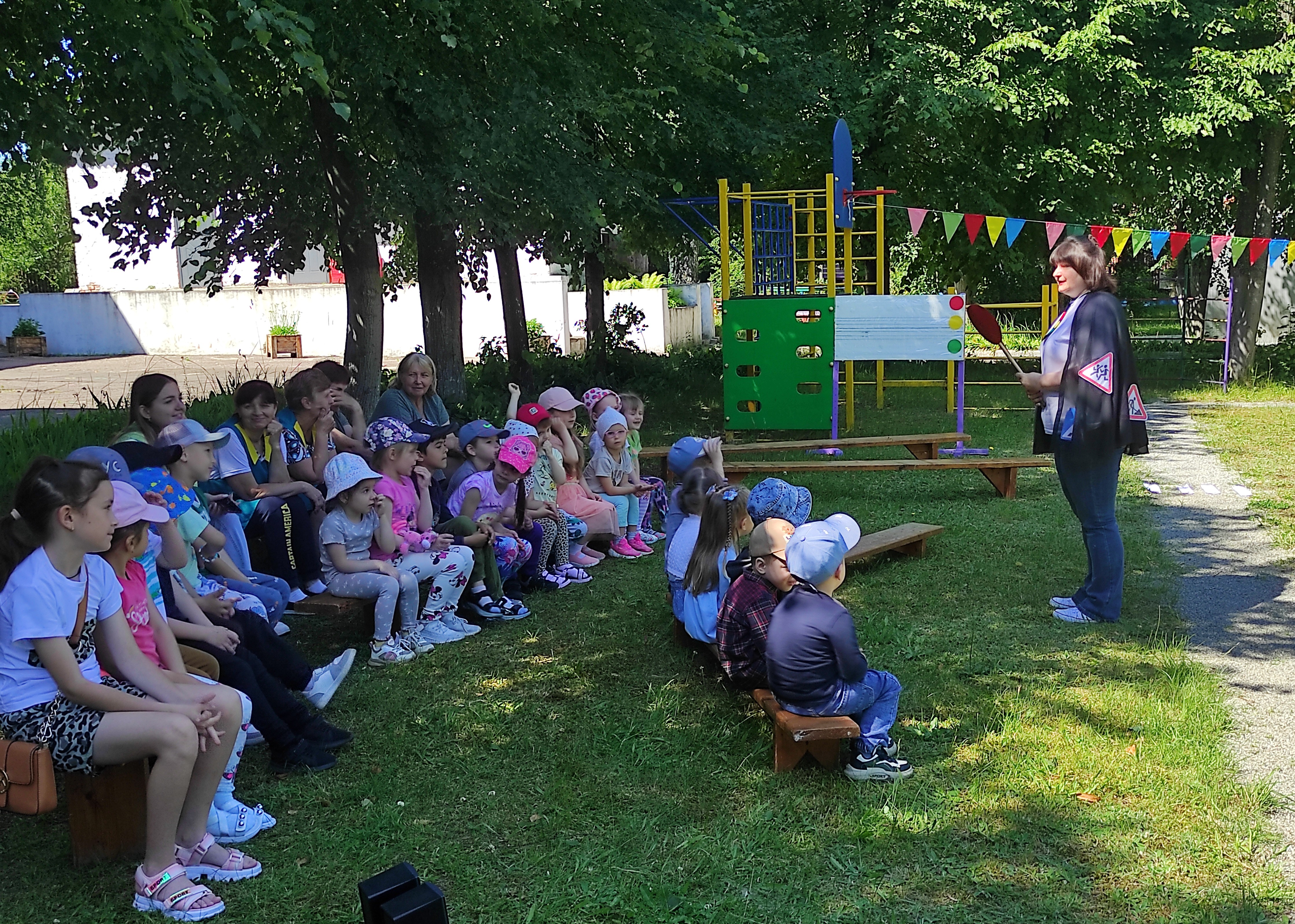 Фото без опису