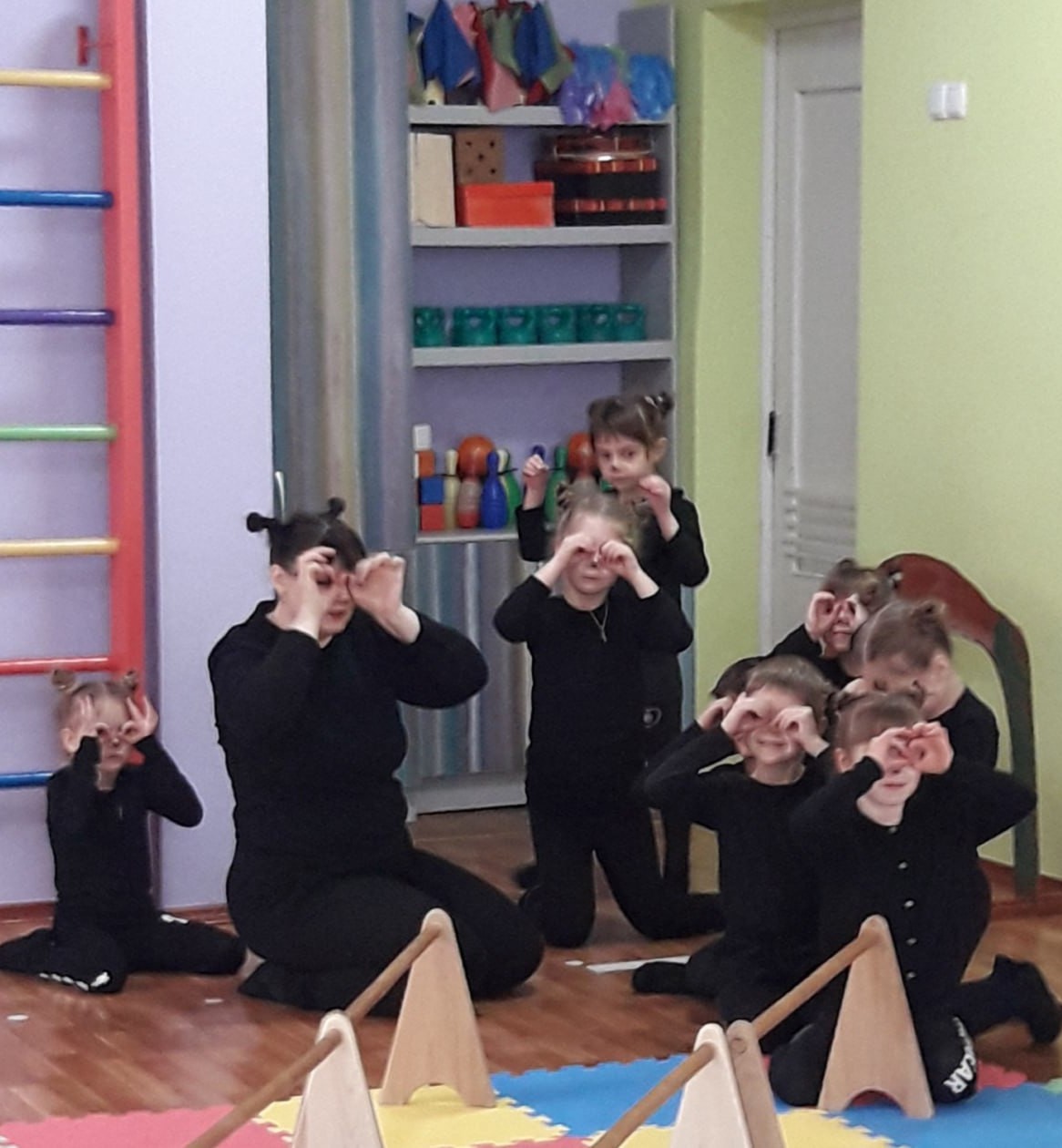 Фото без опису