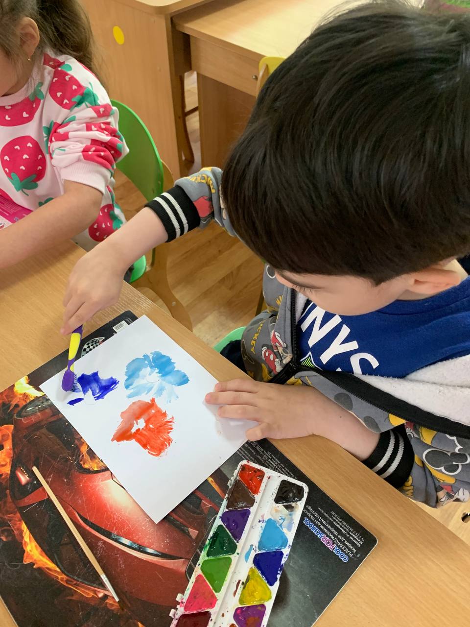 Фото без опису