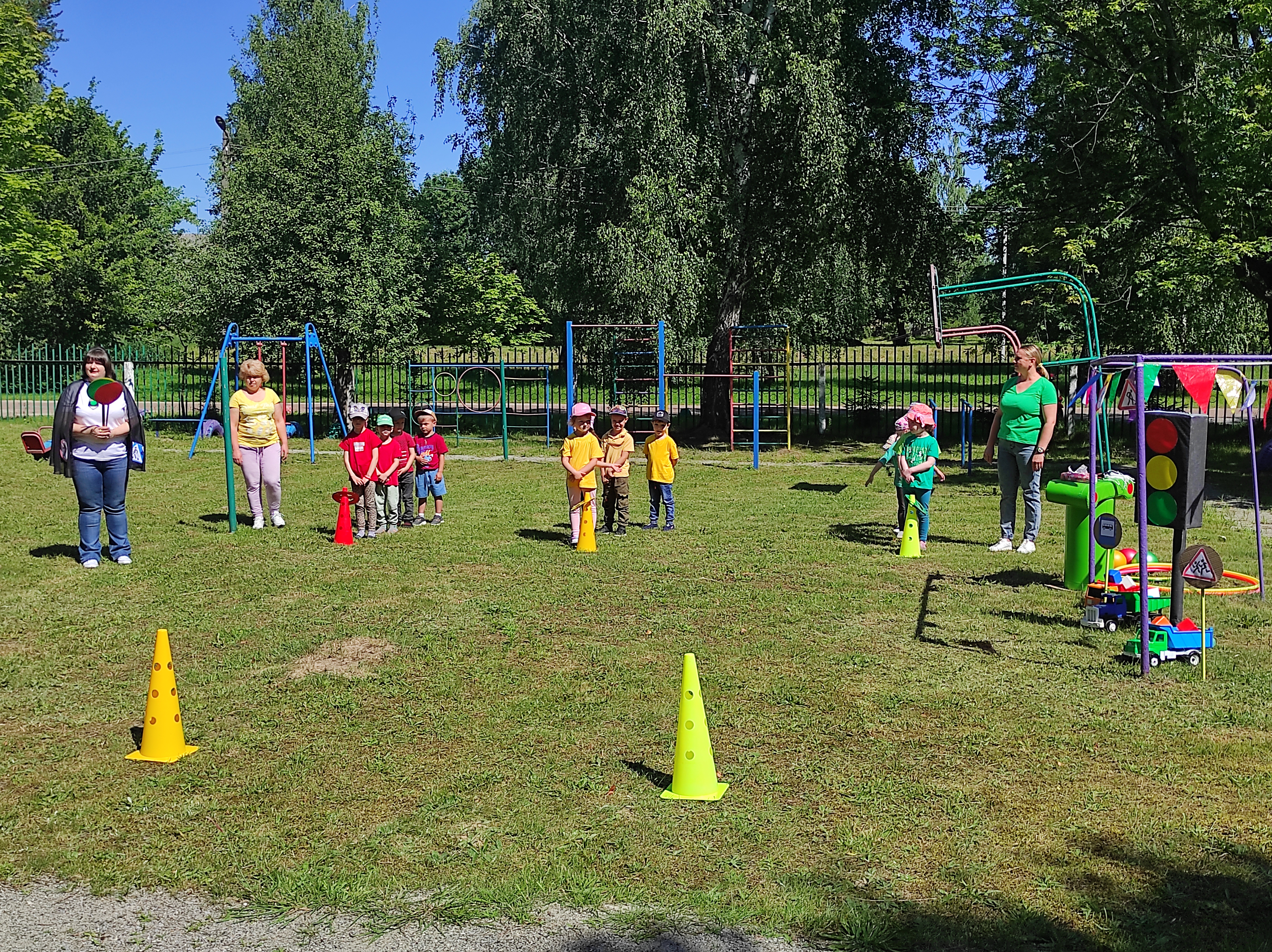 Фото без опису