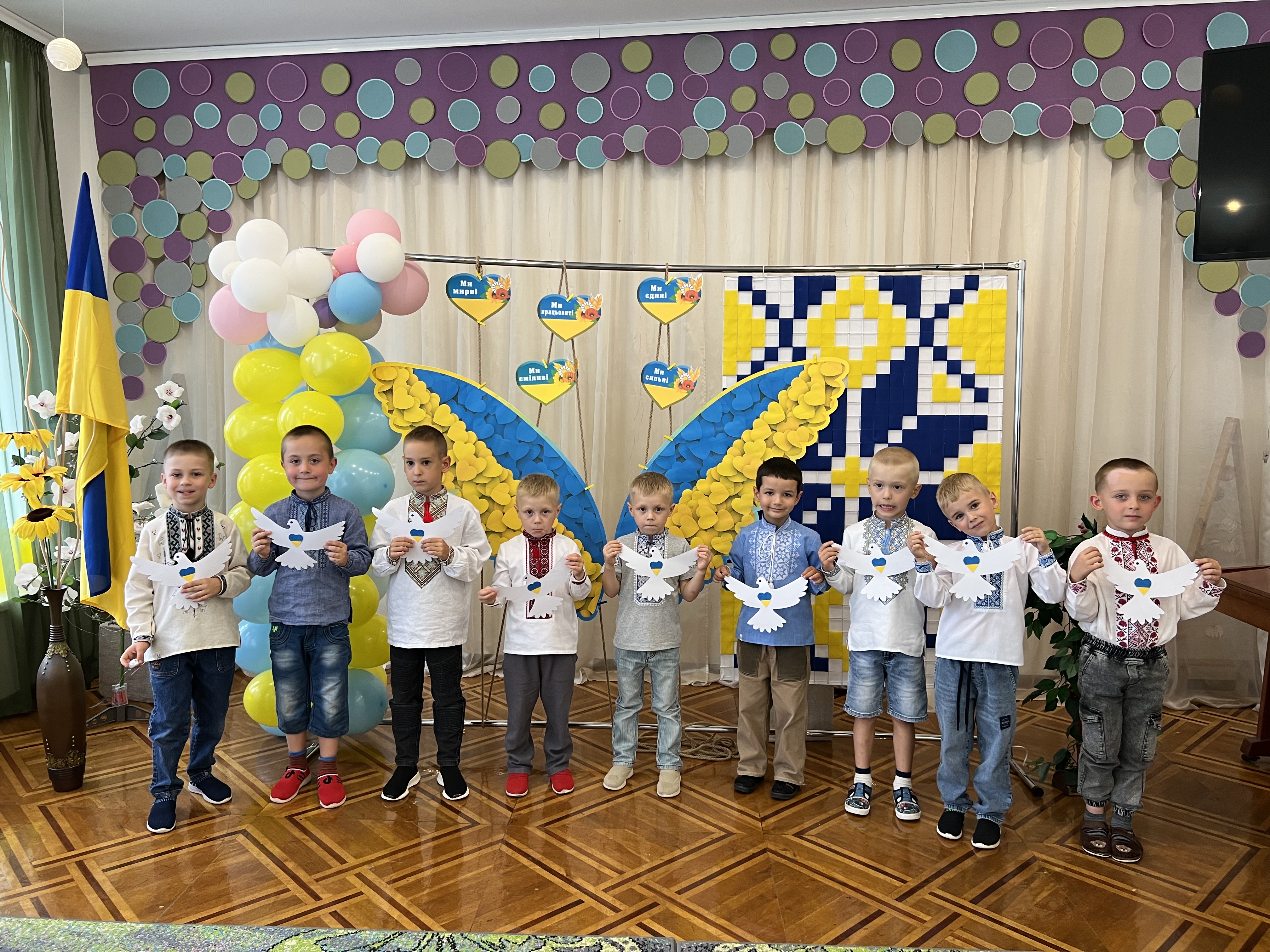Фото без опису