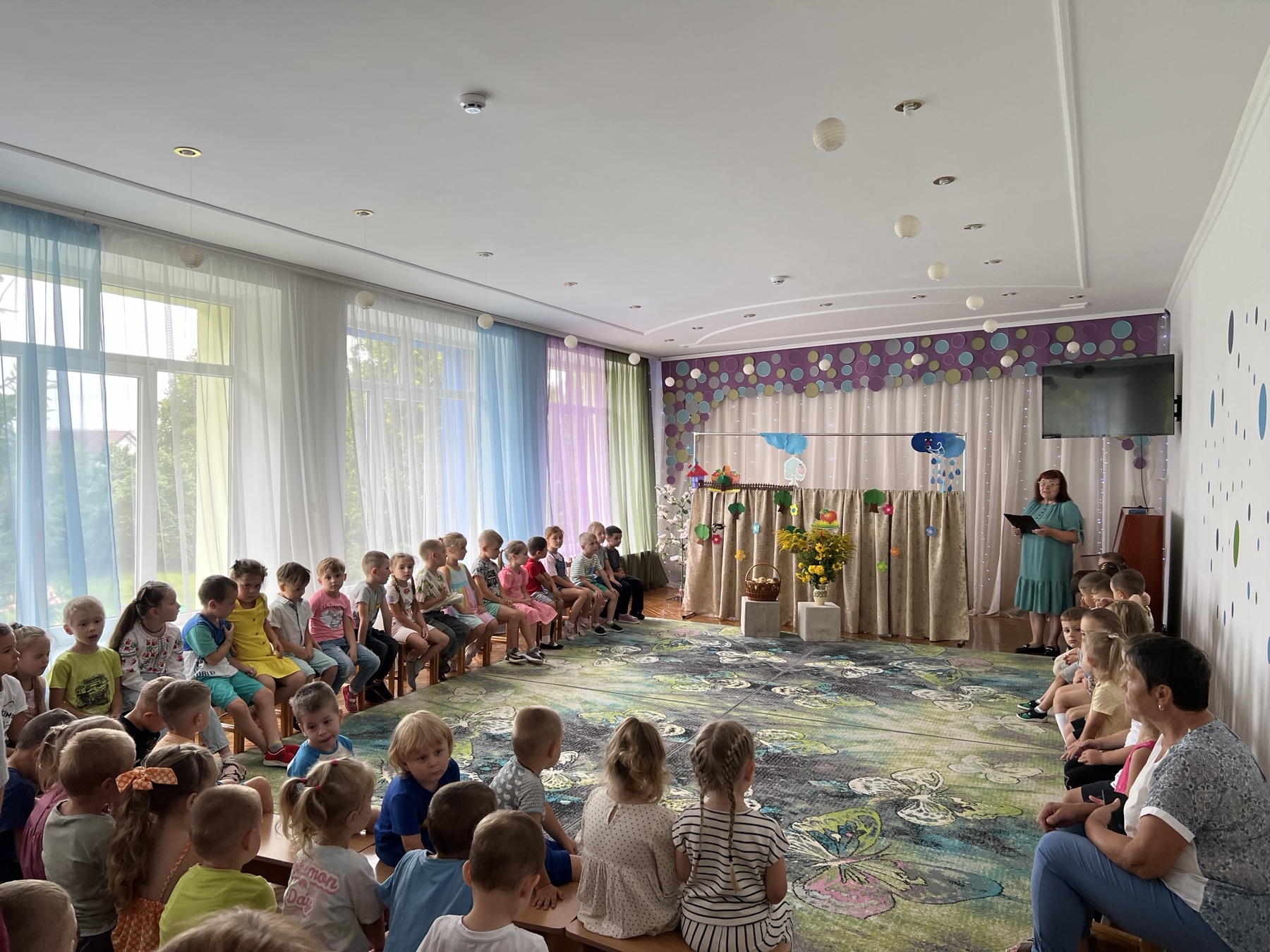 Фото без опису