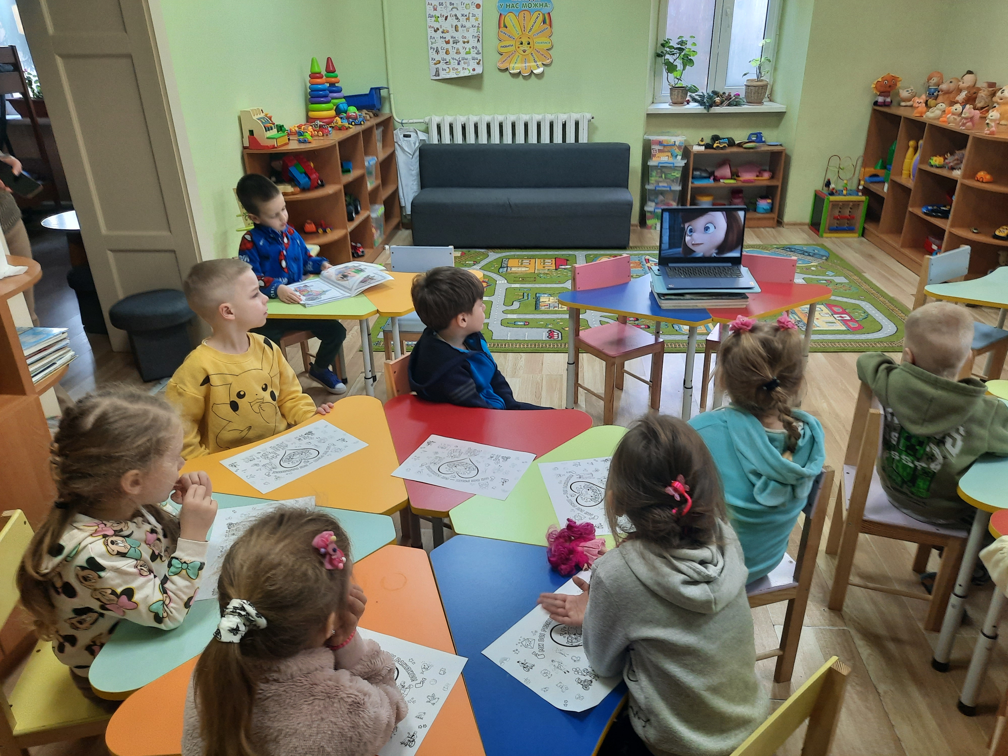 Фото без опису