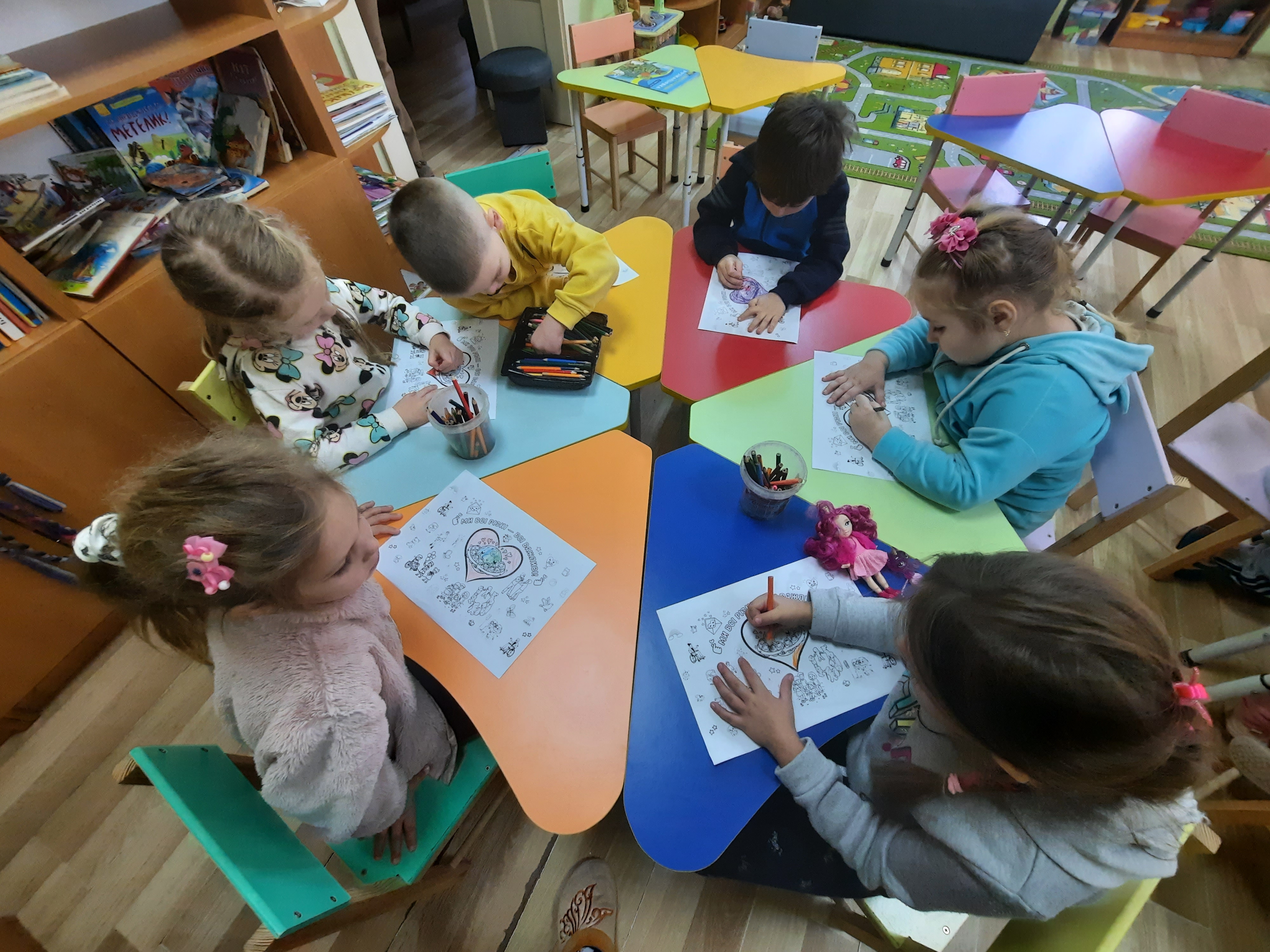 Фото без опису