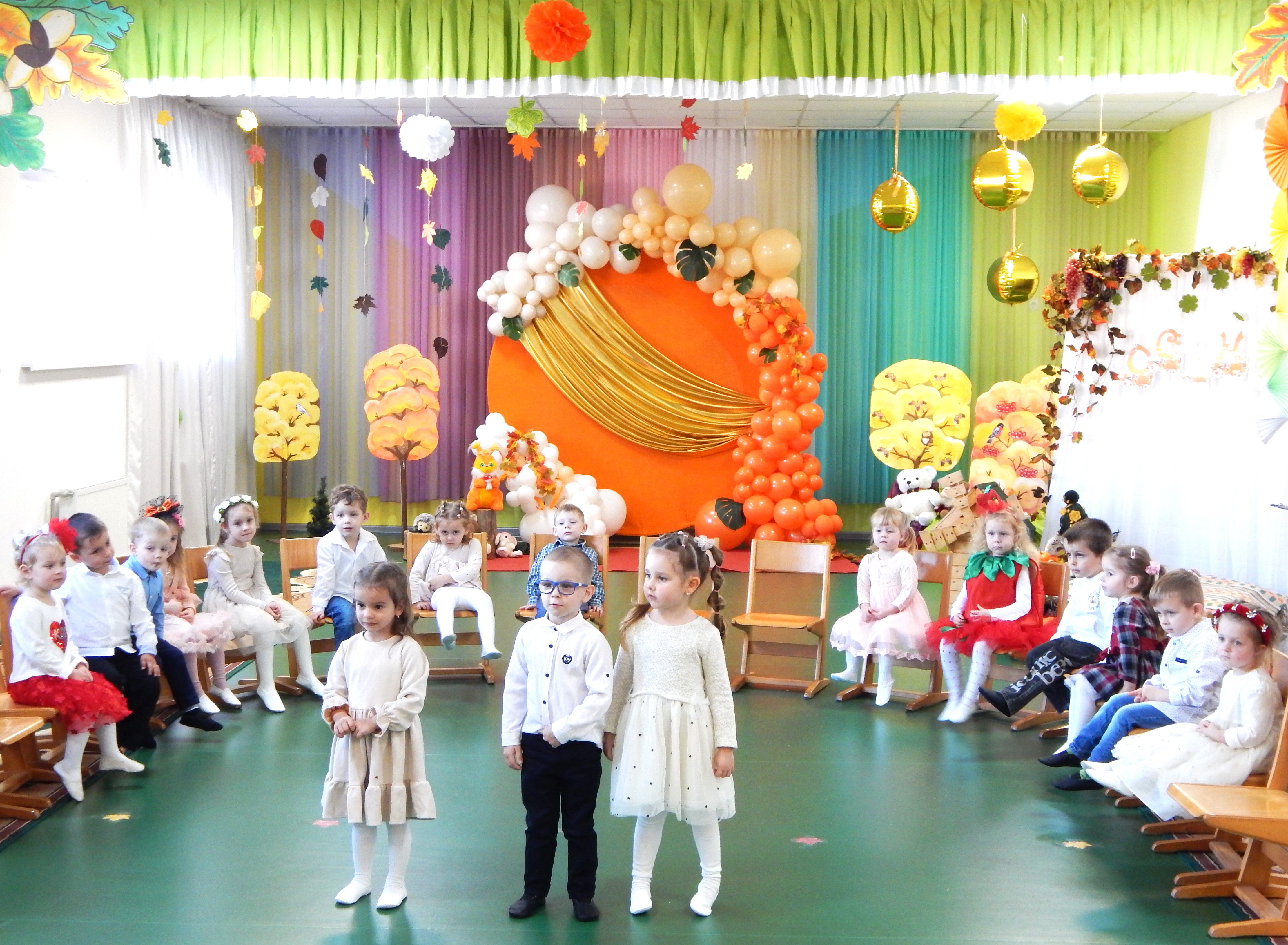 Фото без опису