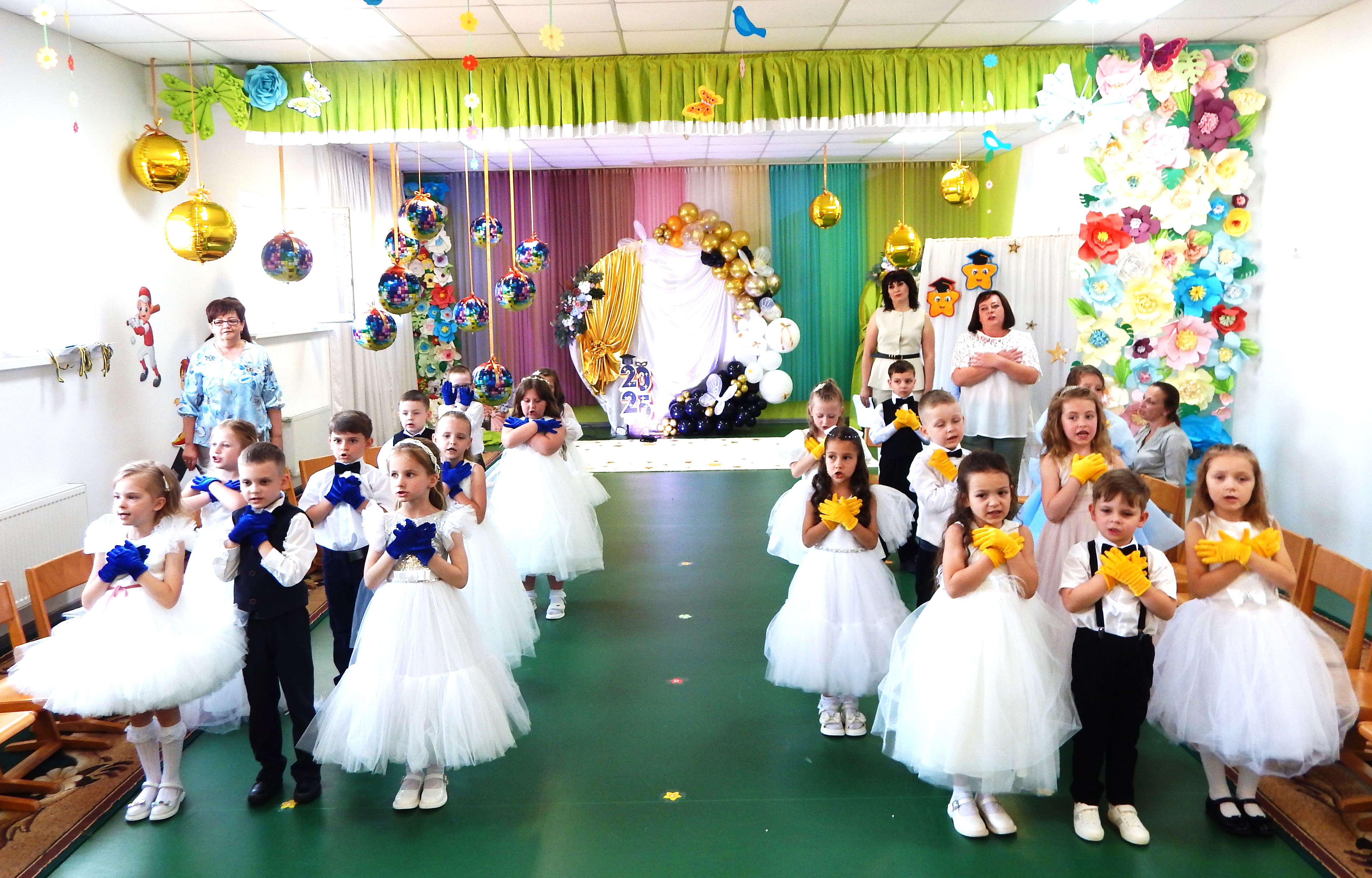 Фото без опису