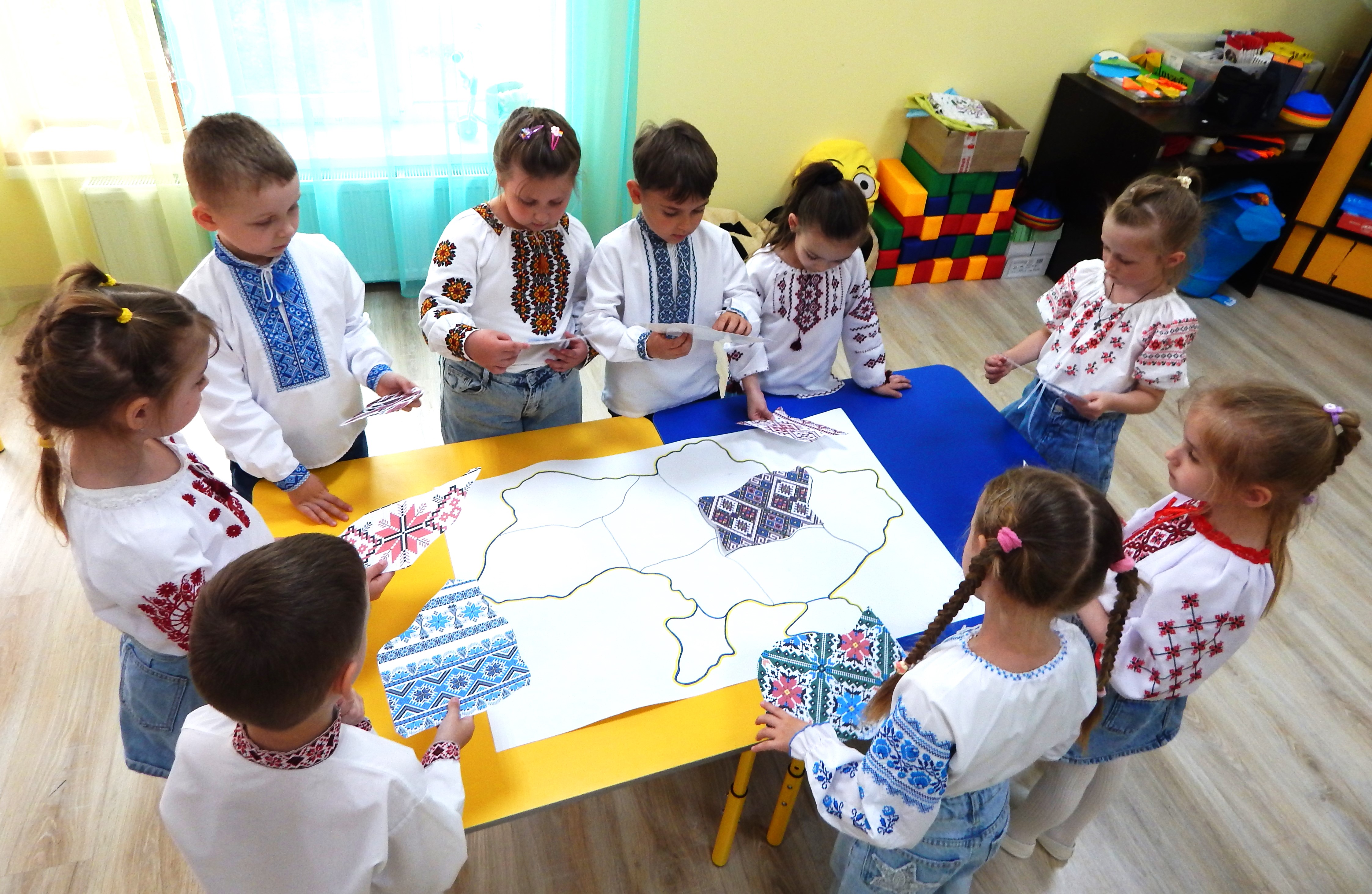 Фото без опису