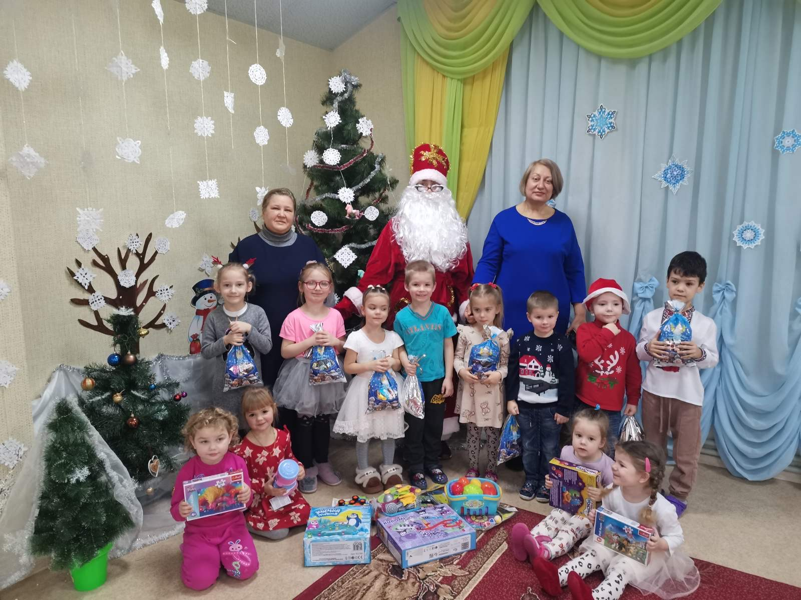 Фото без опису