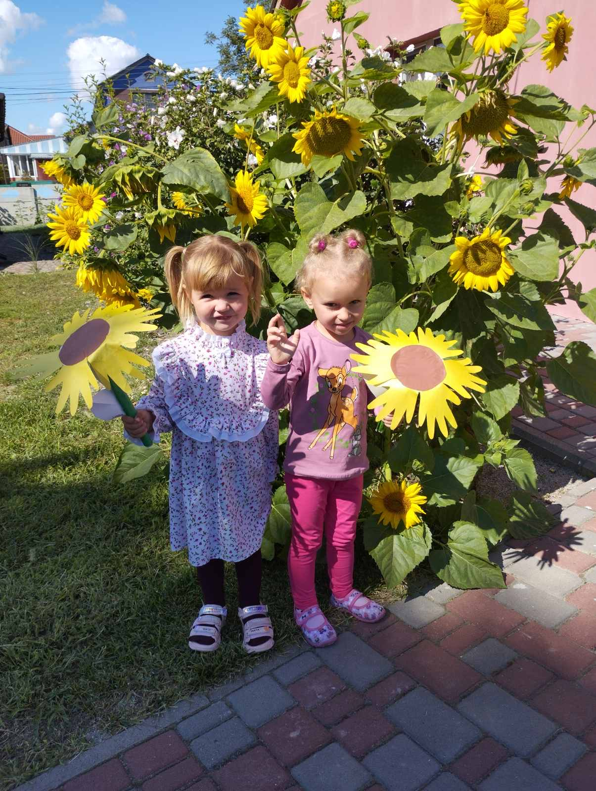 Фото без опису