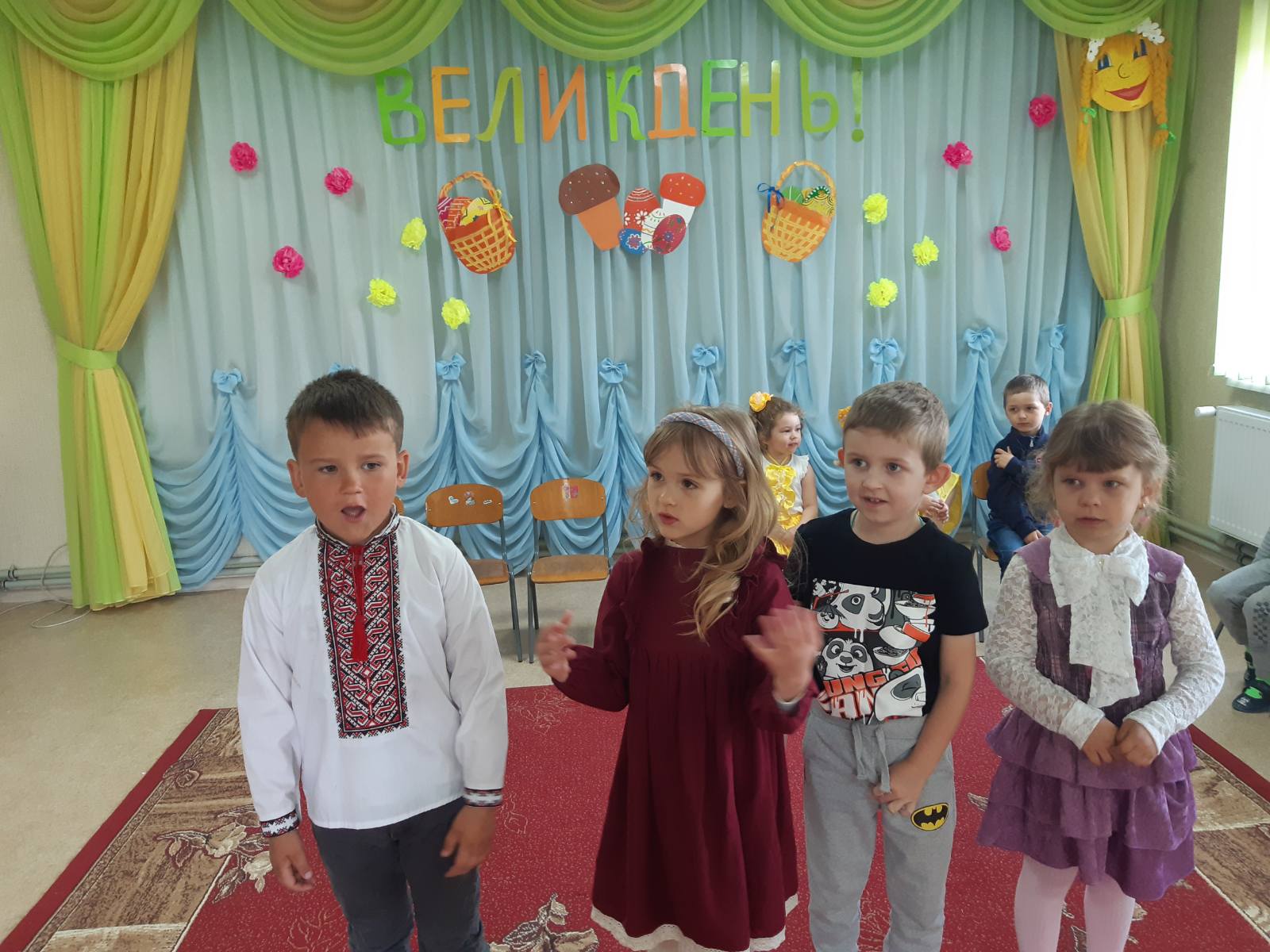 Фото без опису