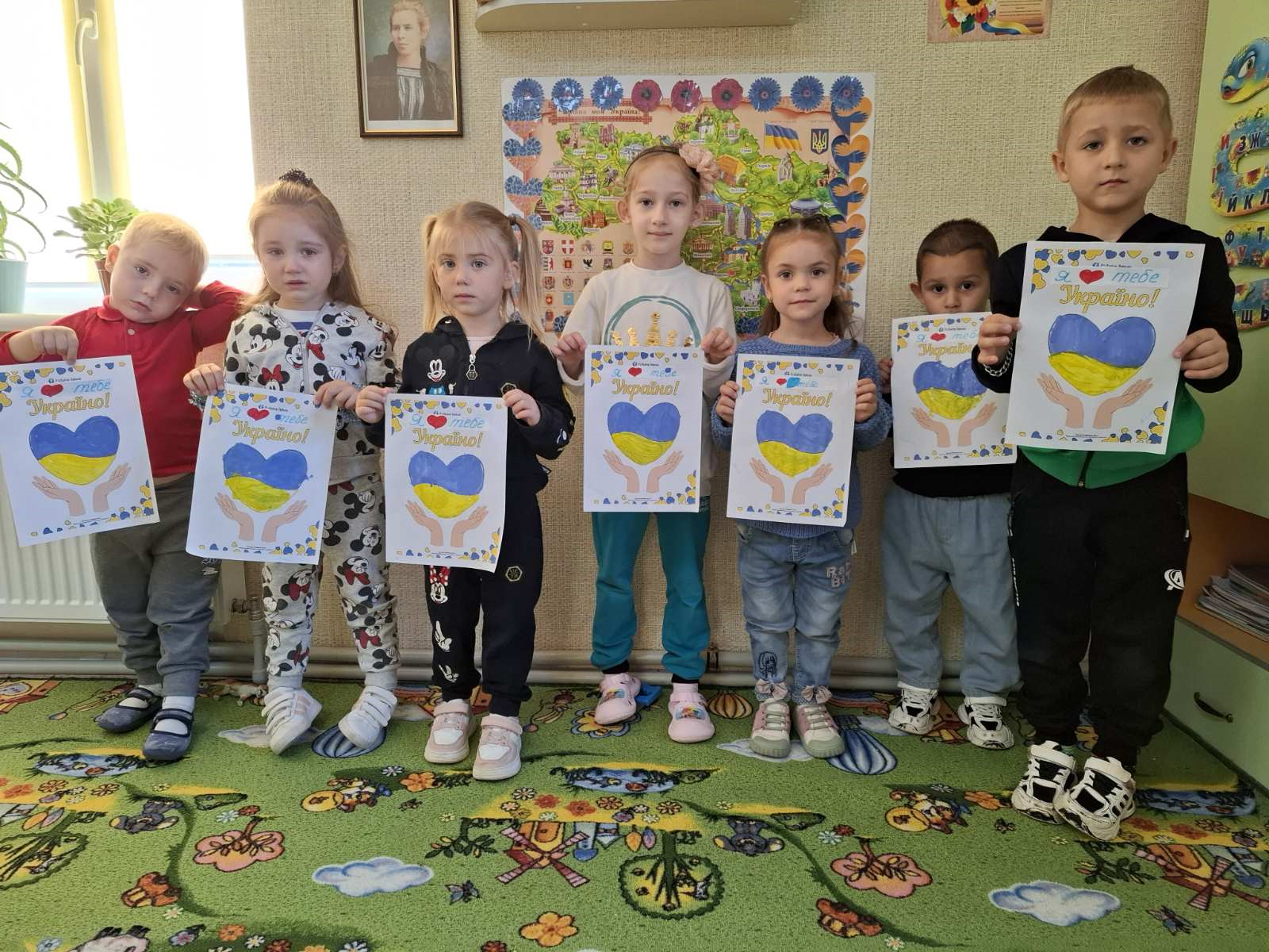 Фото без опису