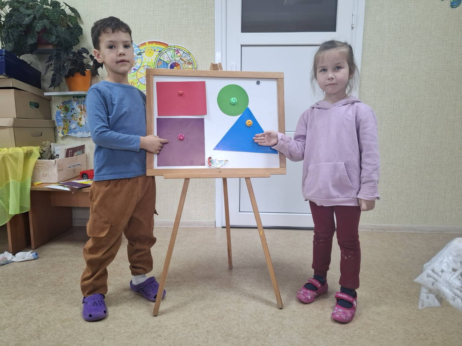 Фото без опису