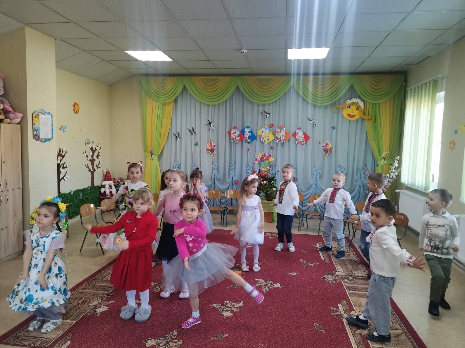 Фото без опису