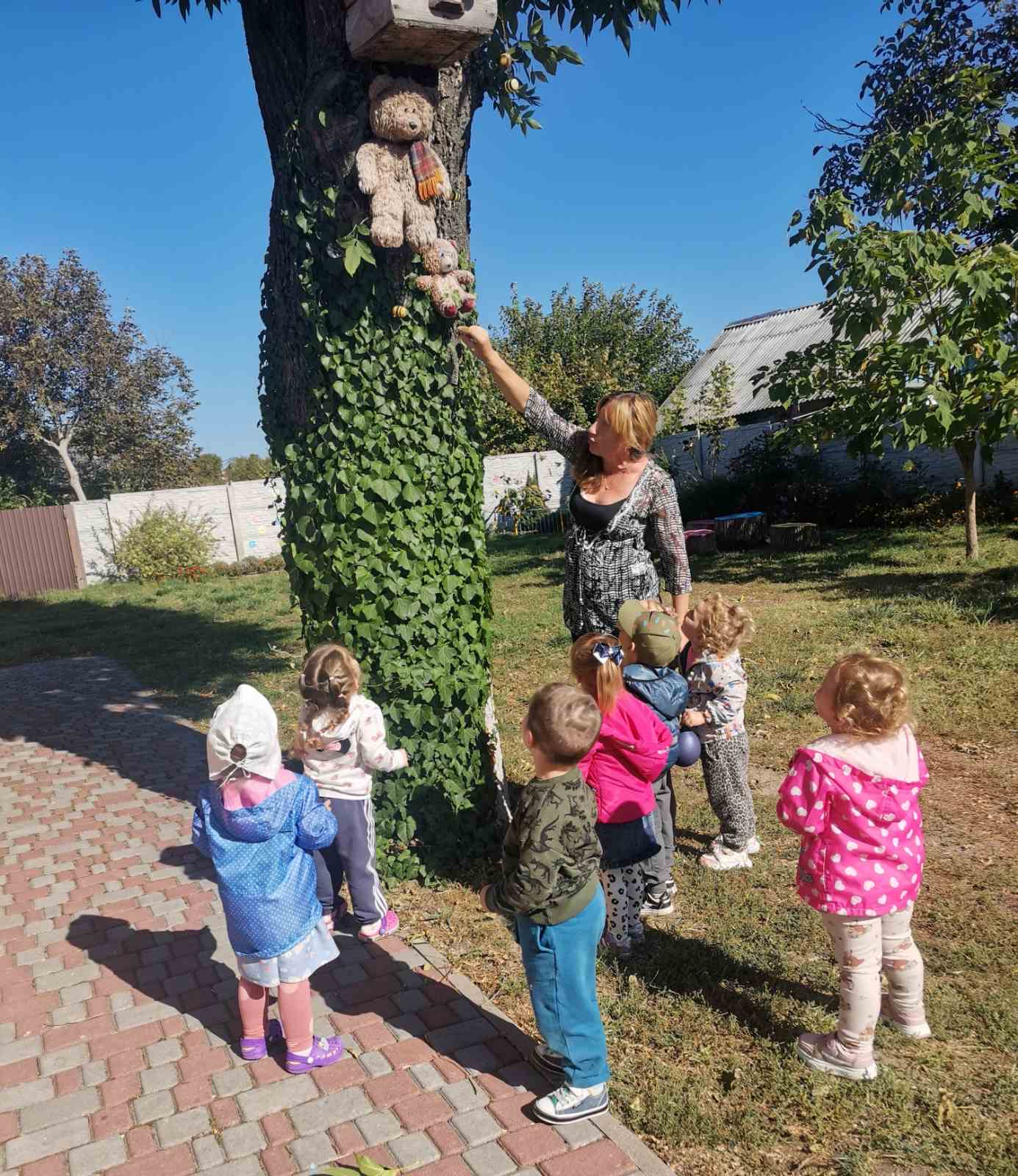 Фото без опису