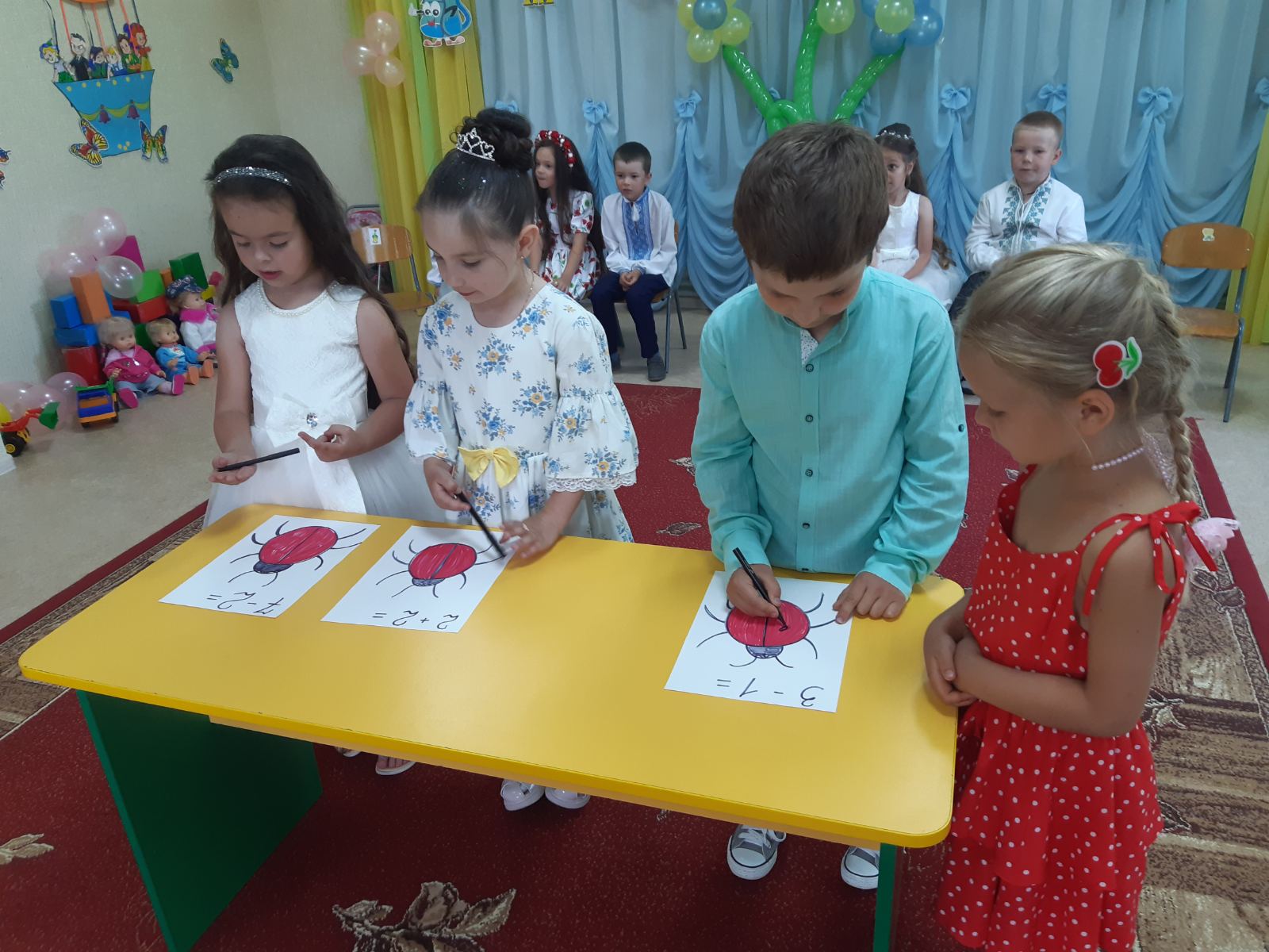 Фото без опису