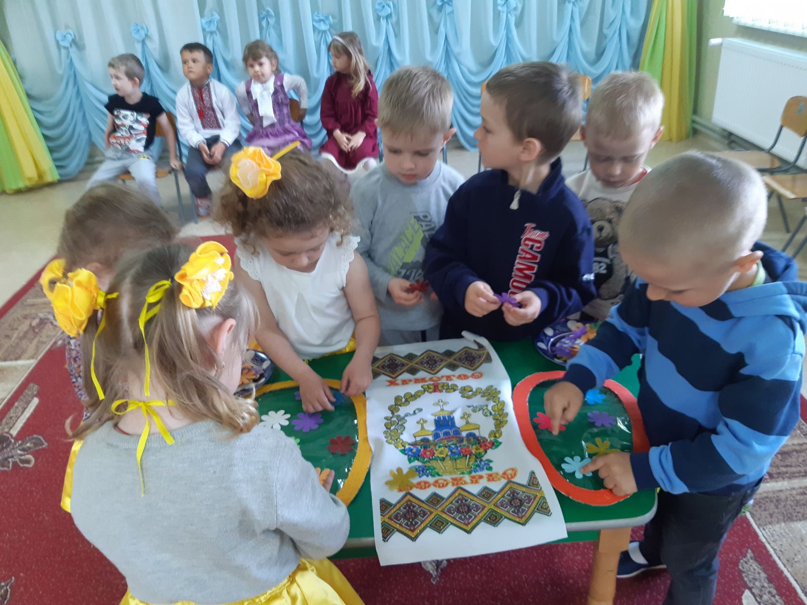 Фото без опису