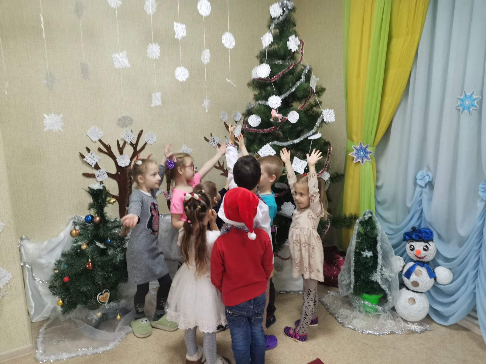 Фото без опису