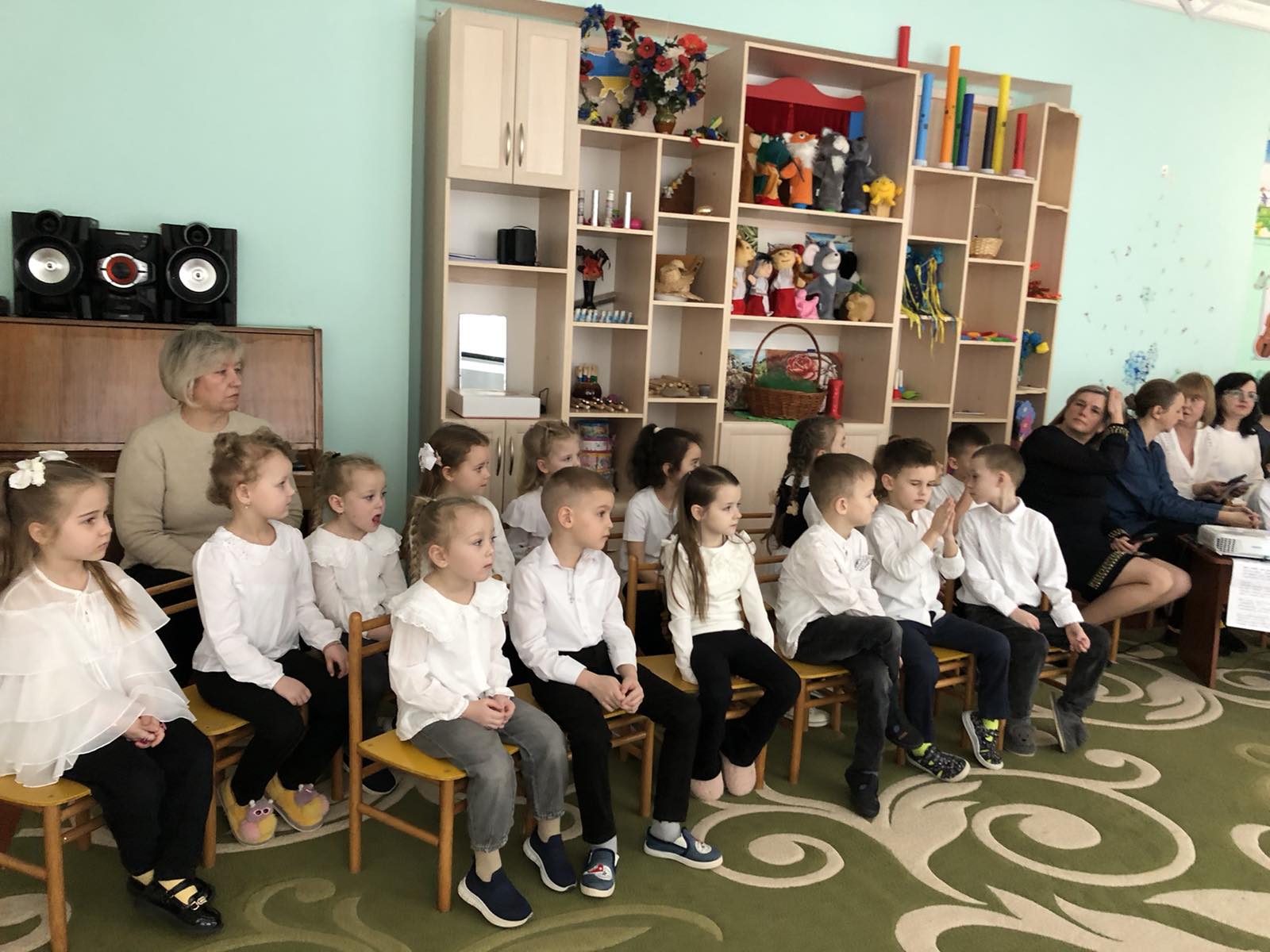 Фото без опису