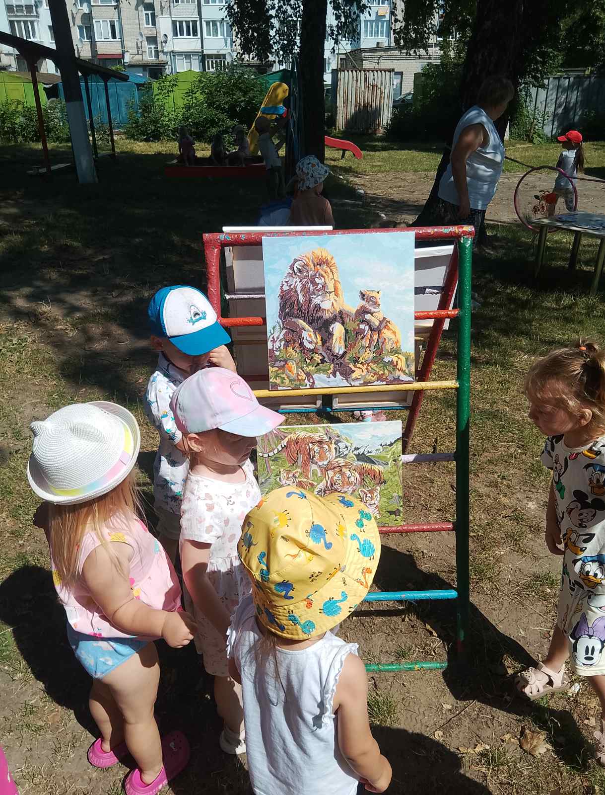 Фото без опису