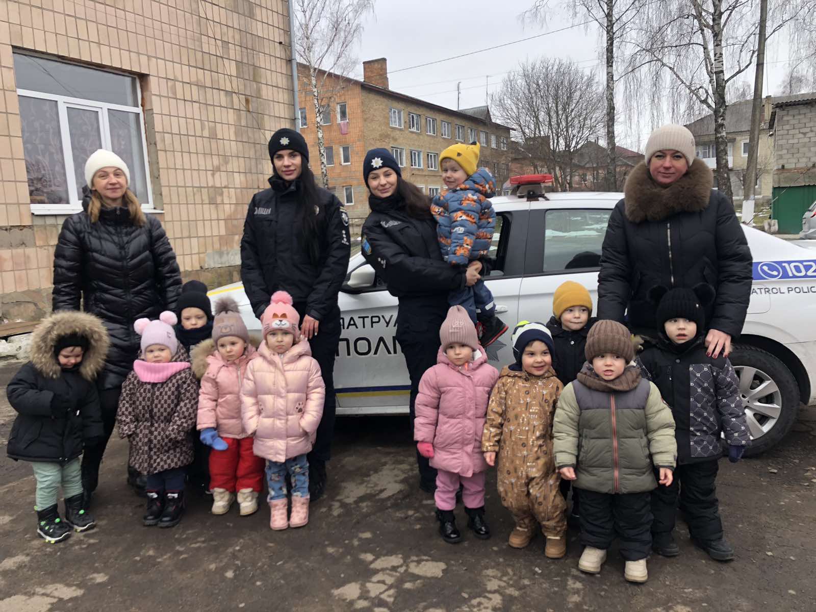 Фото без опису