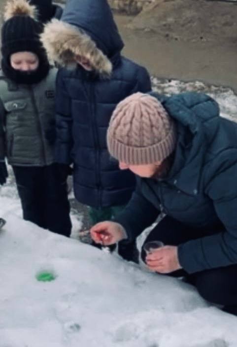 Фото без опису