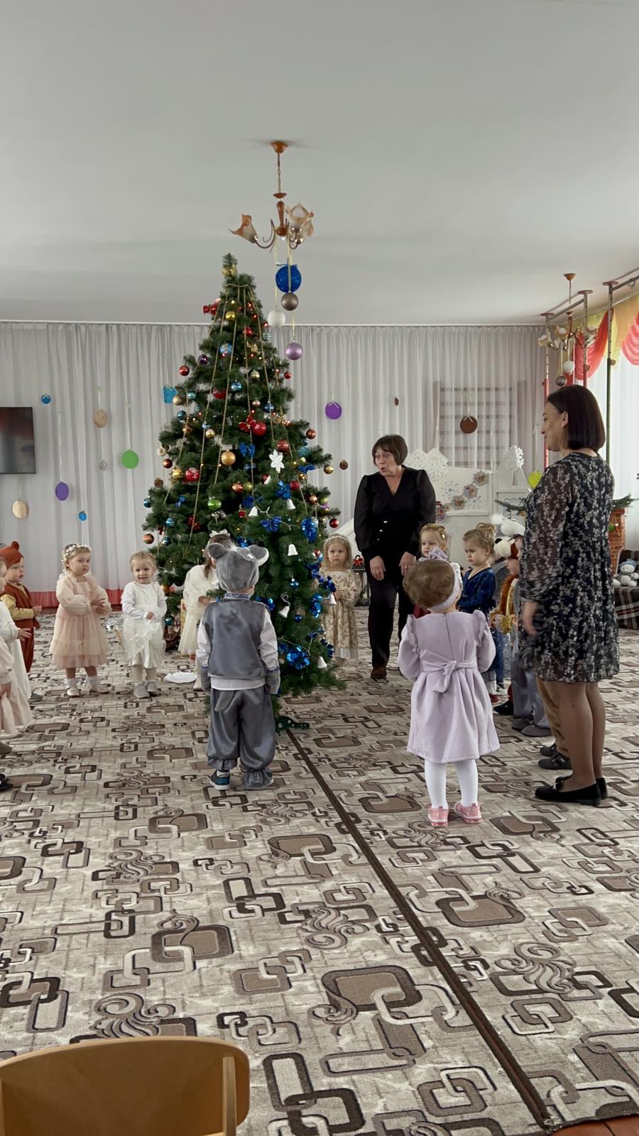 Фото без опису