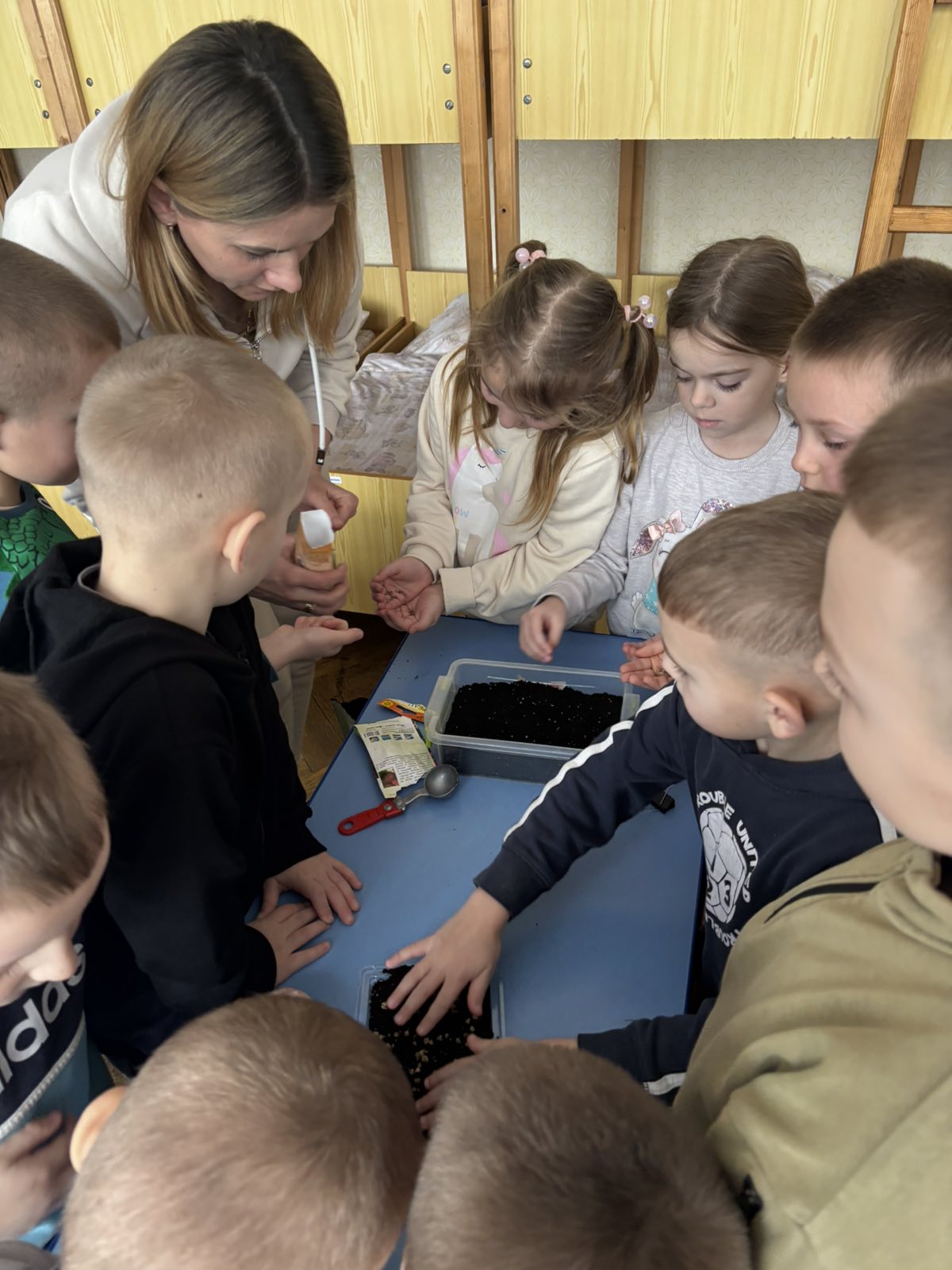 Фото без опису