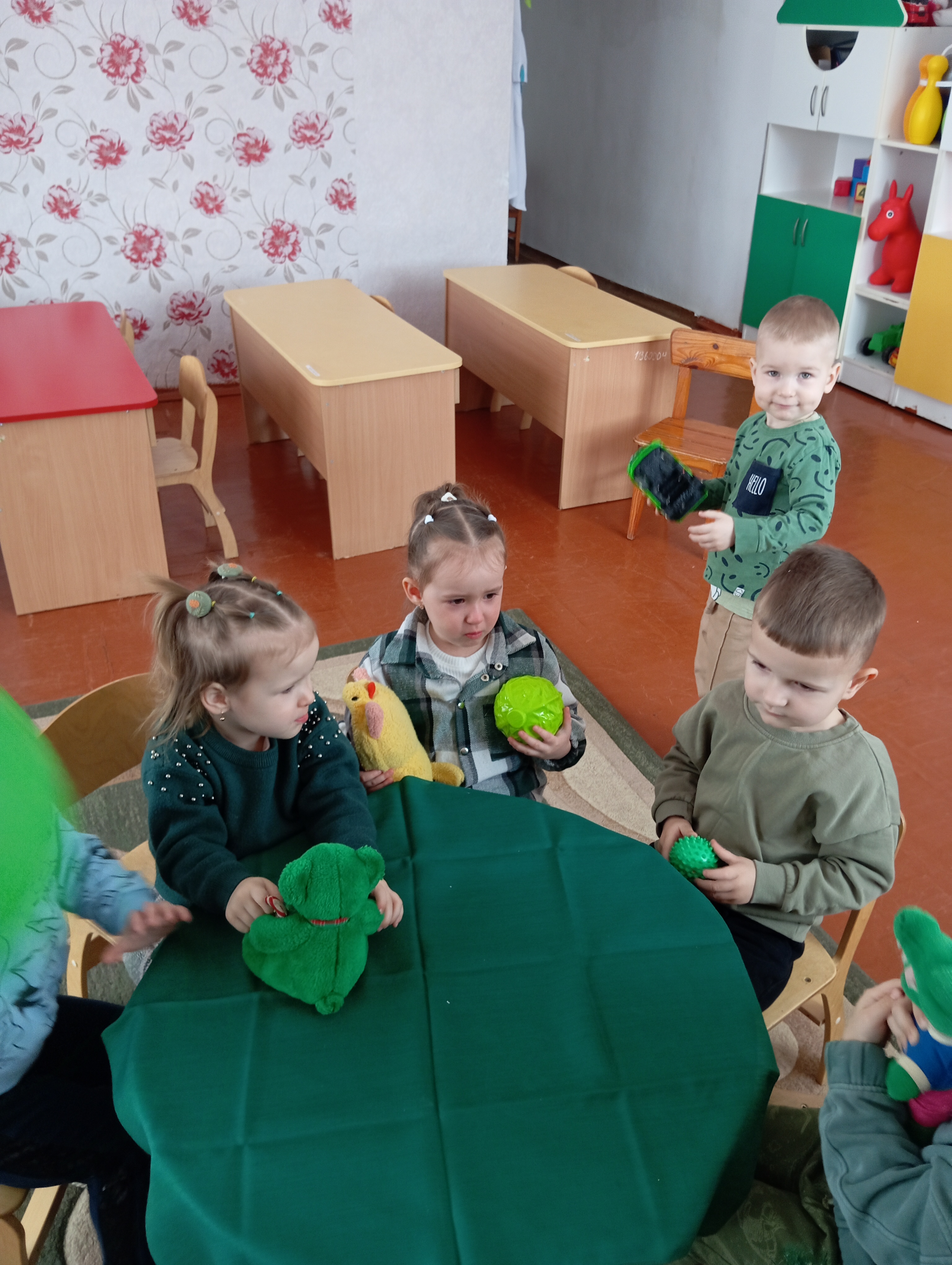 Фото без опису