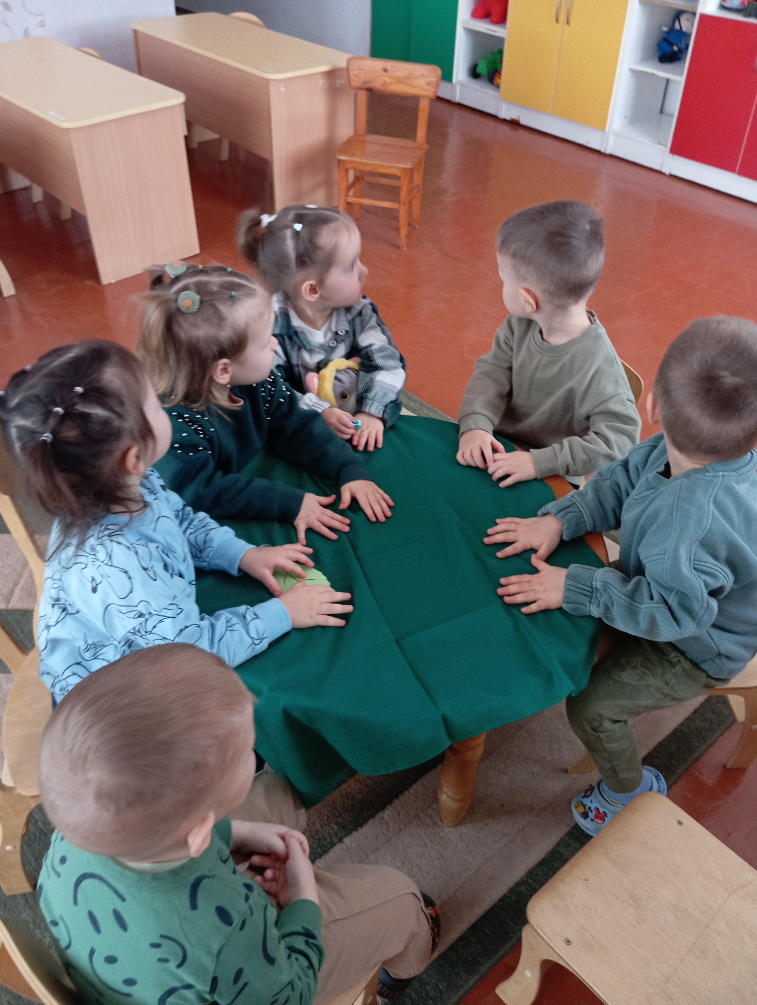 Фото без опису