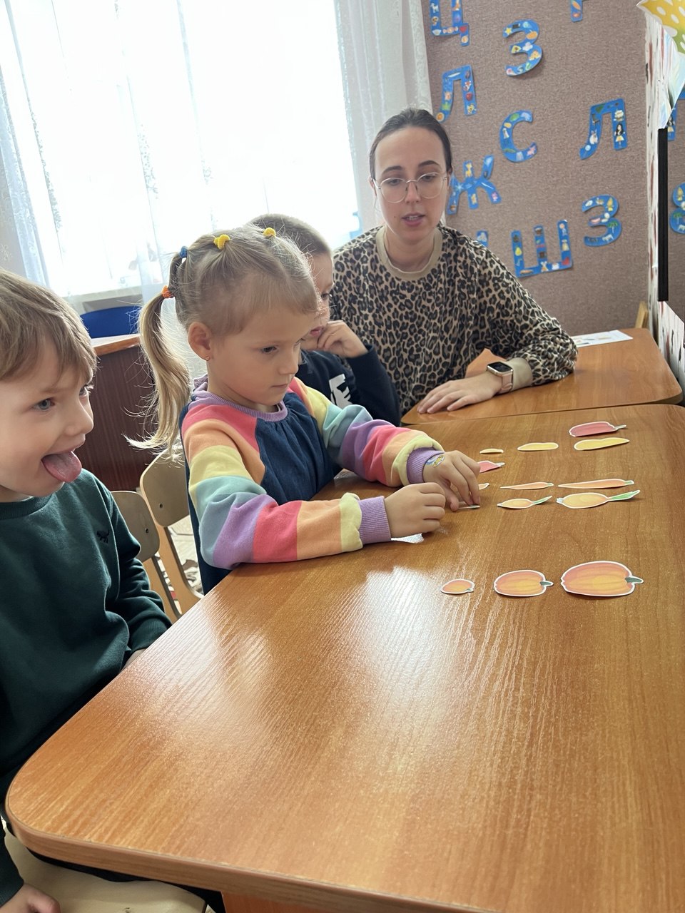 Фото без опису