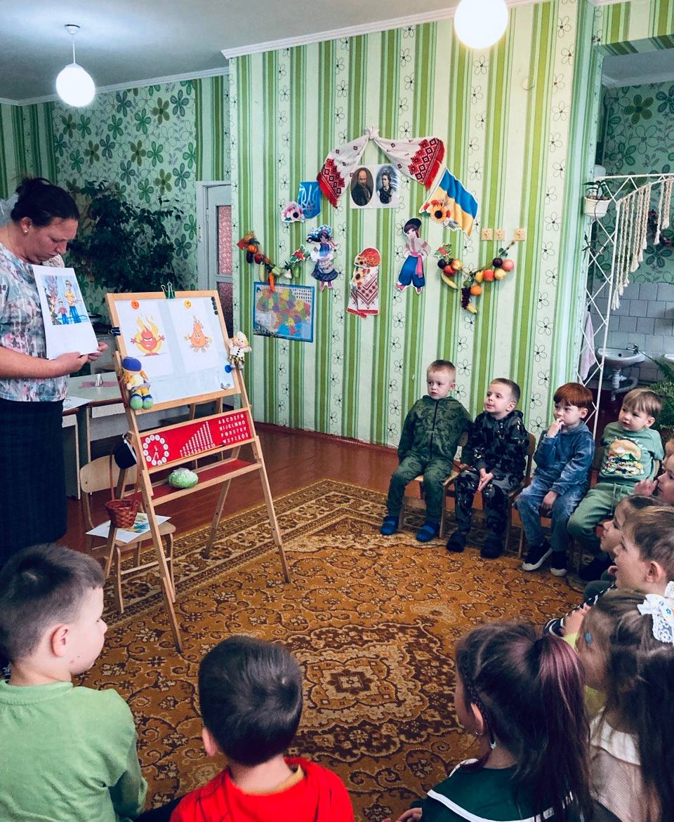 Фото без опису