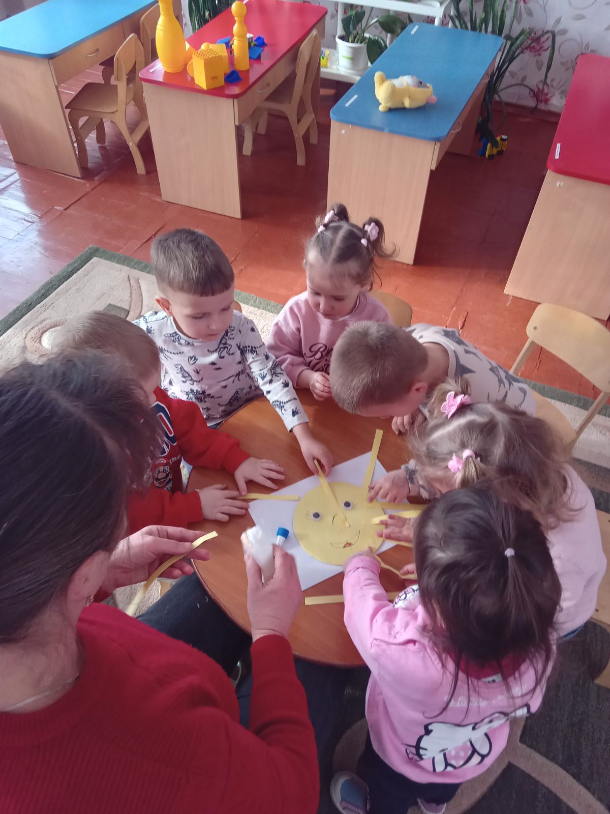 Фото без опису