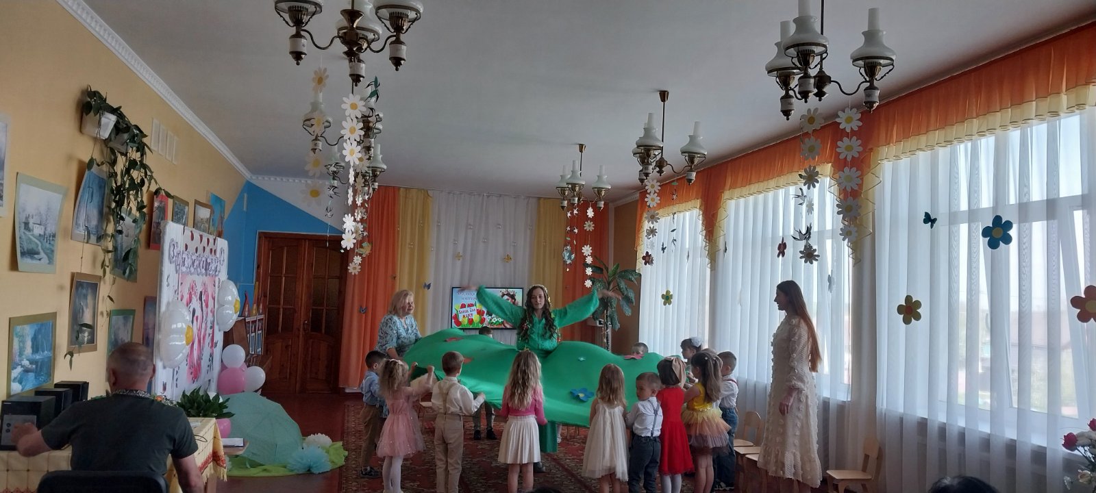 Фото без опису