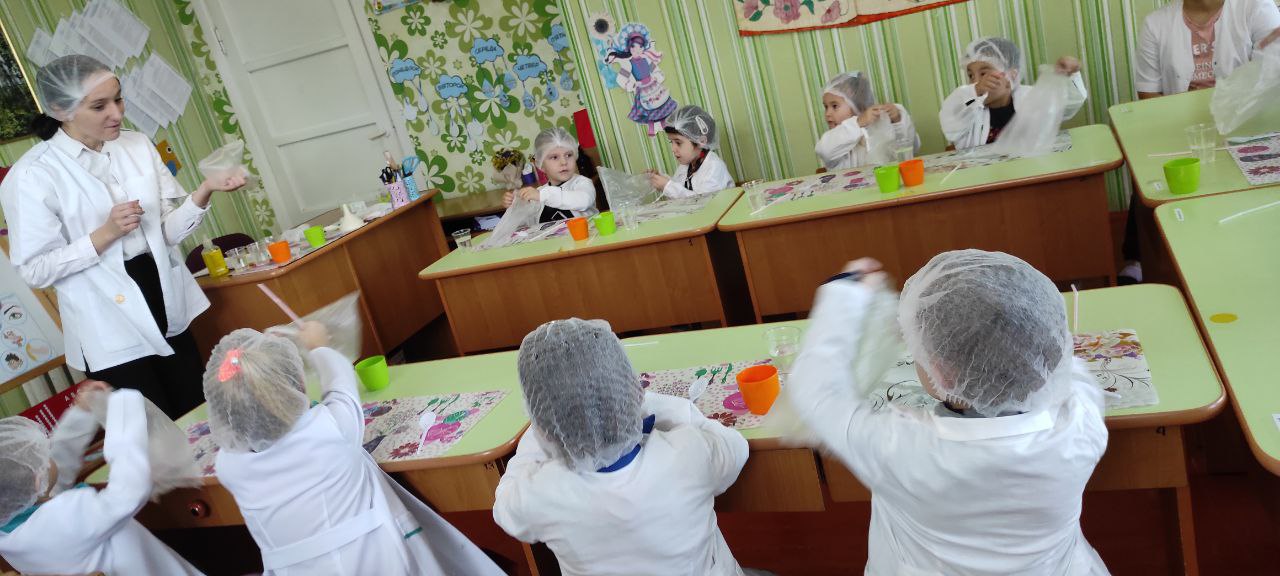 Фото без опису