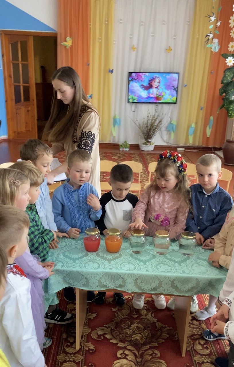 Фото без опису