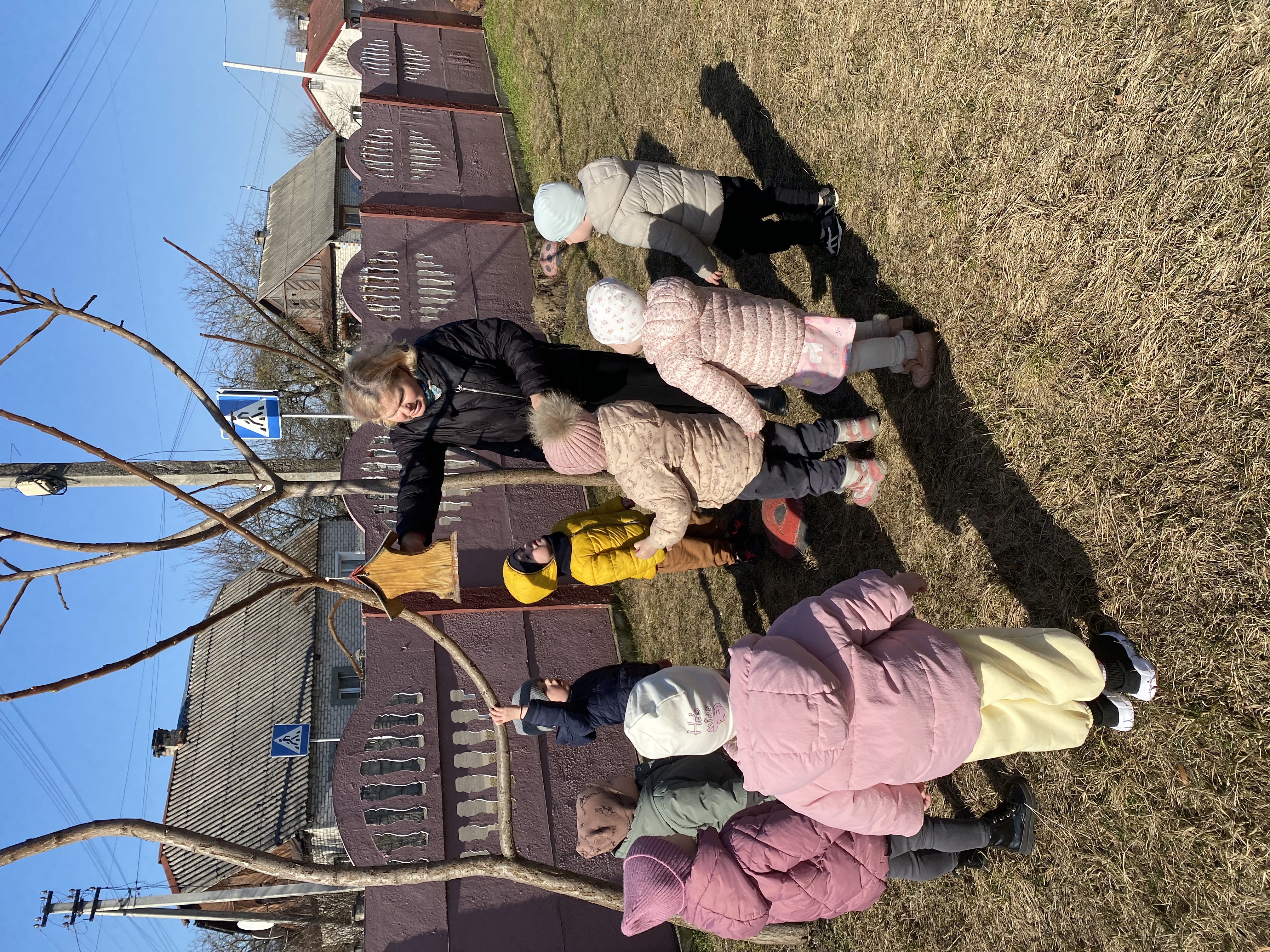 Фото без опису