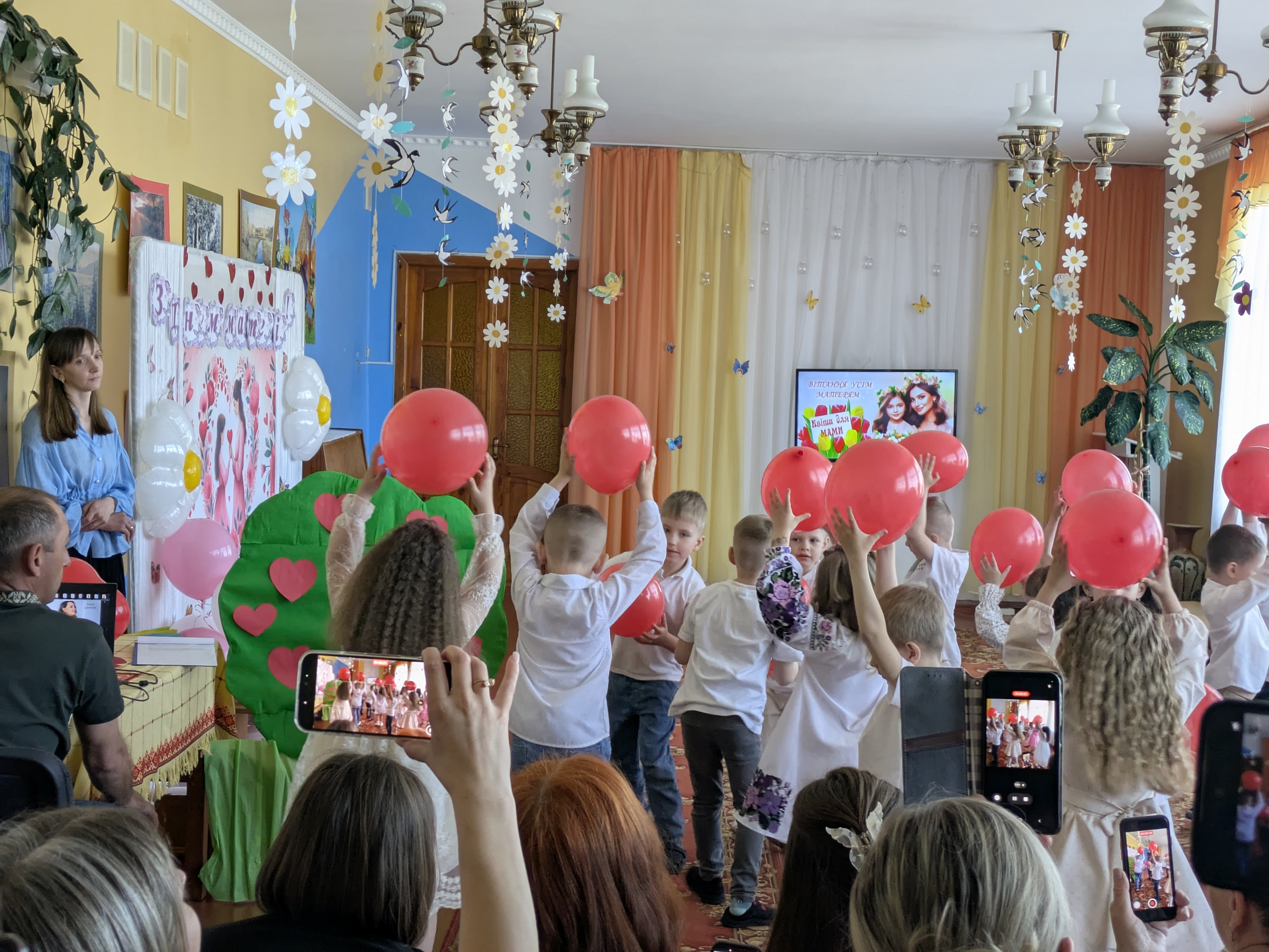 Фото без опису