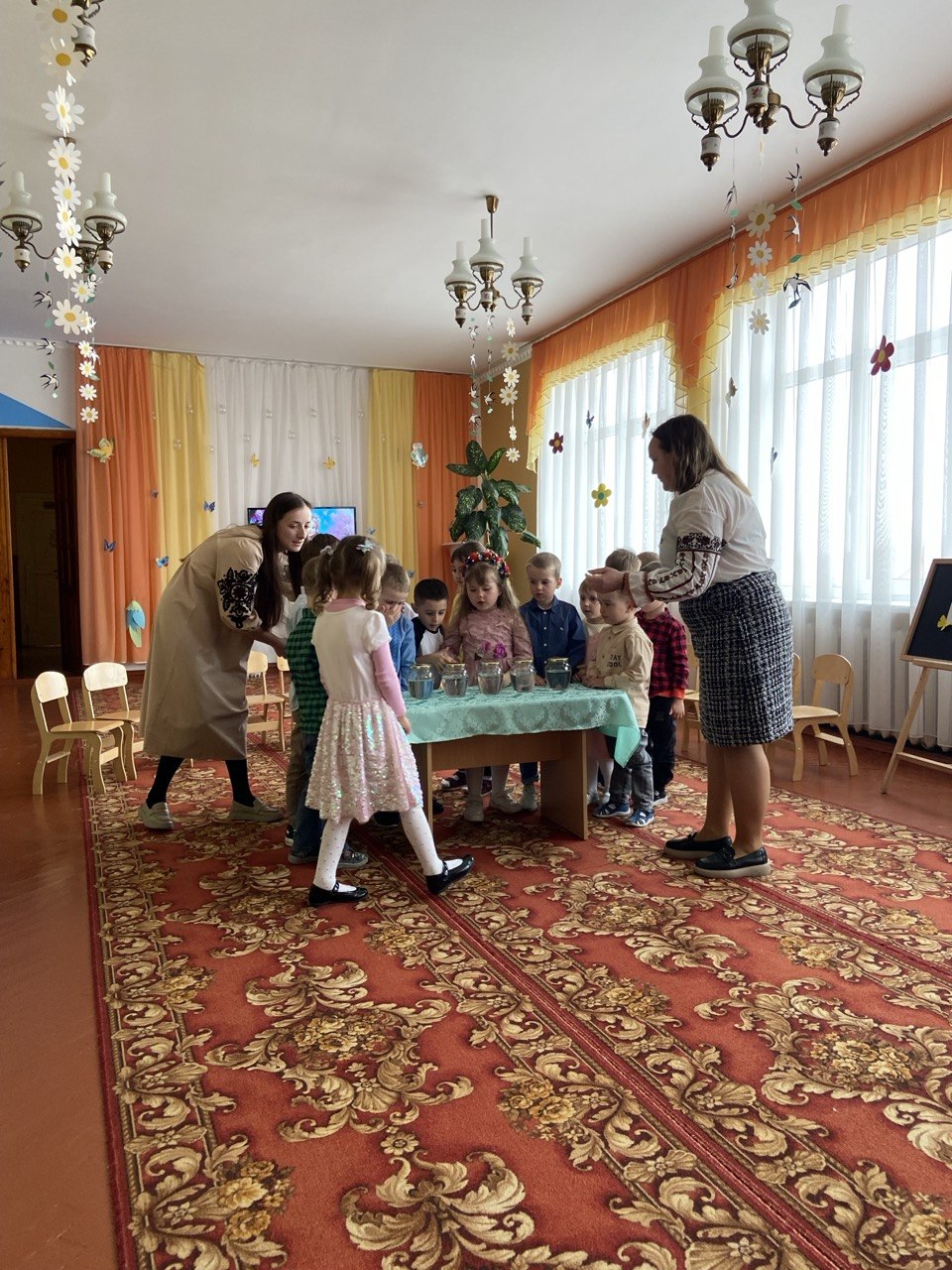 Фото без опису