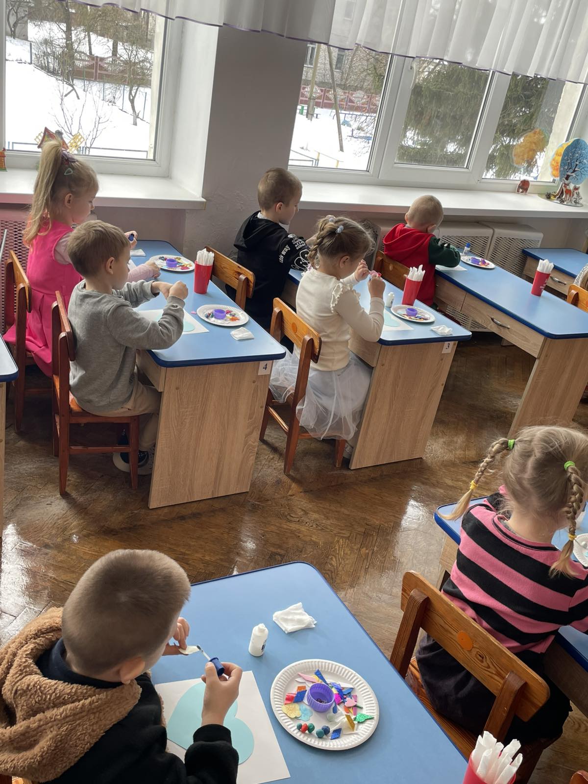 Фото без опису