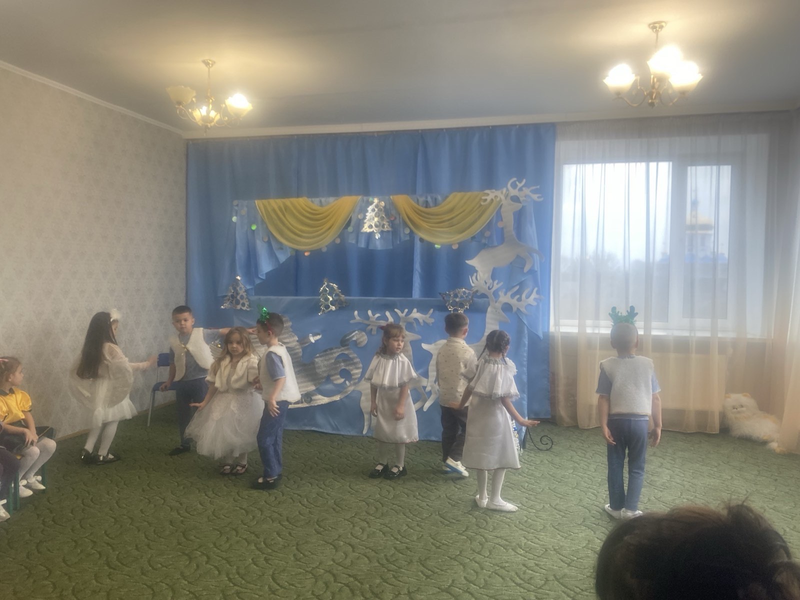 Фото без опису