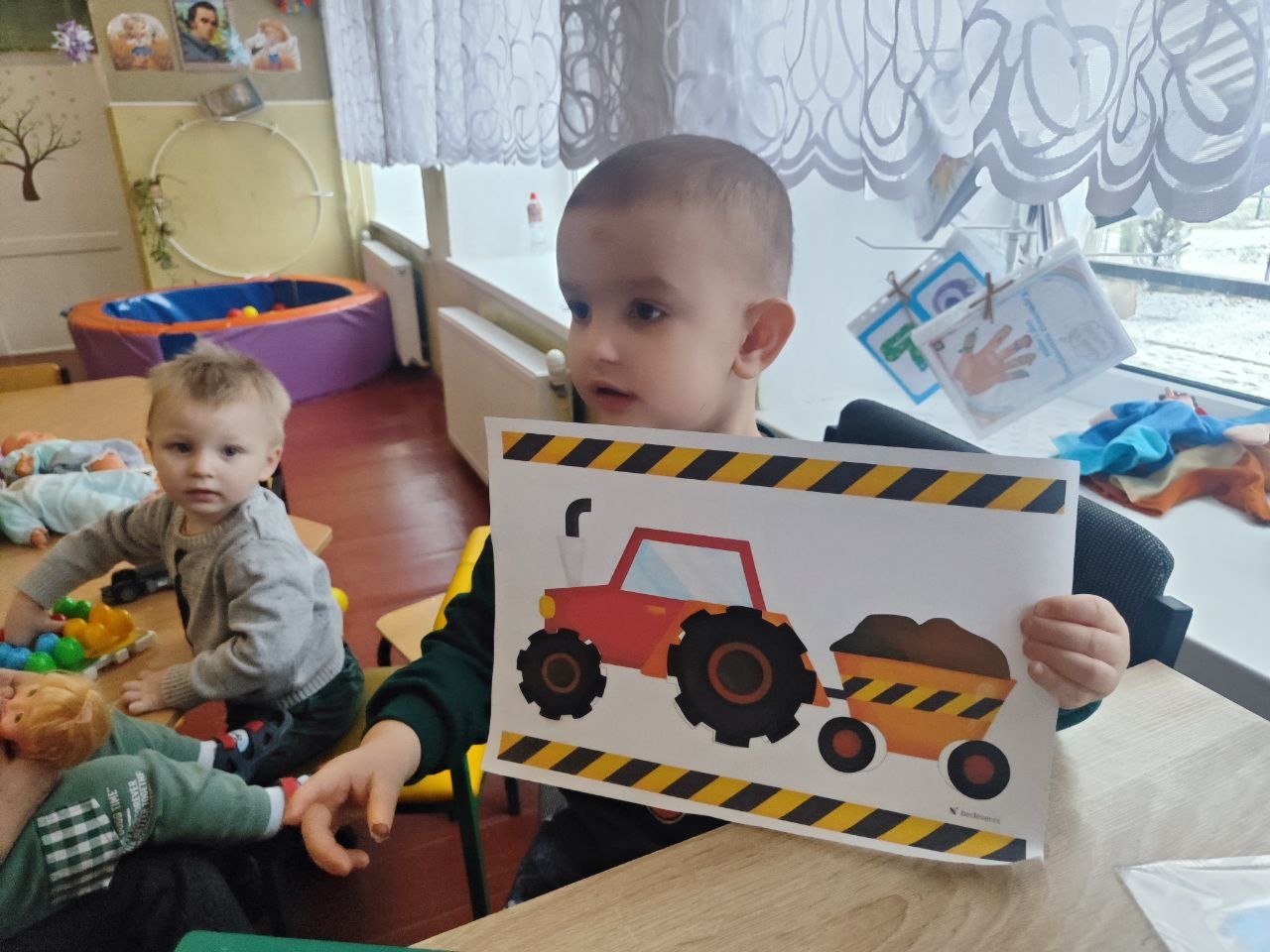 Фото без опису