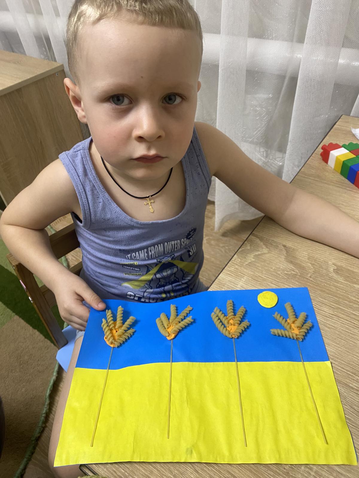 Фото без опису