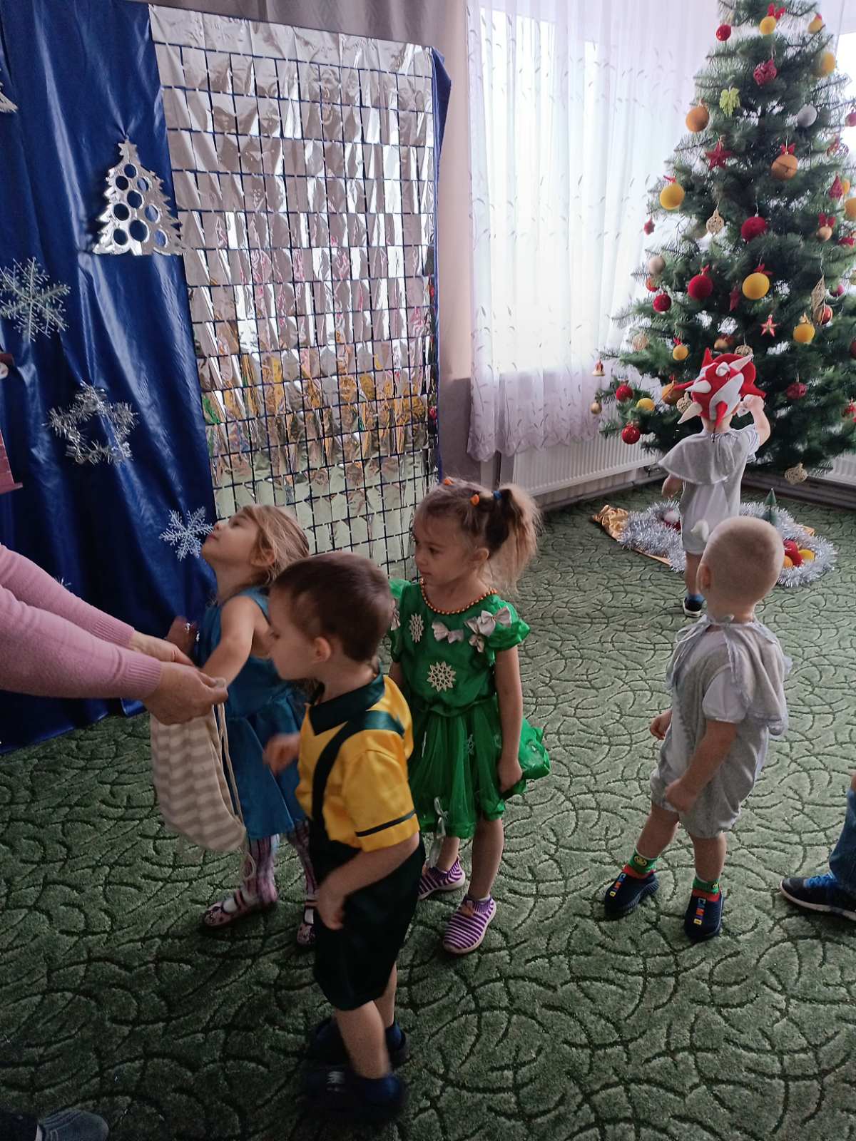 Фото без опису