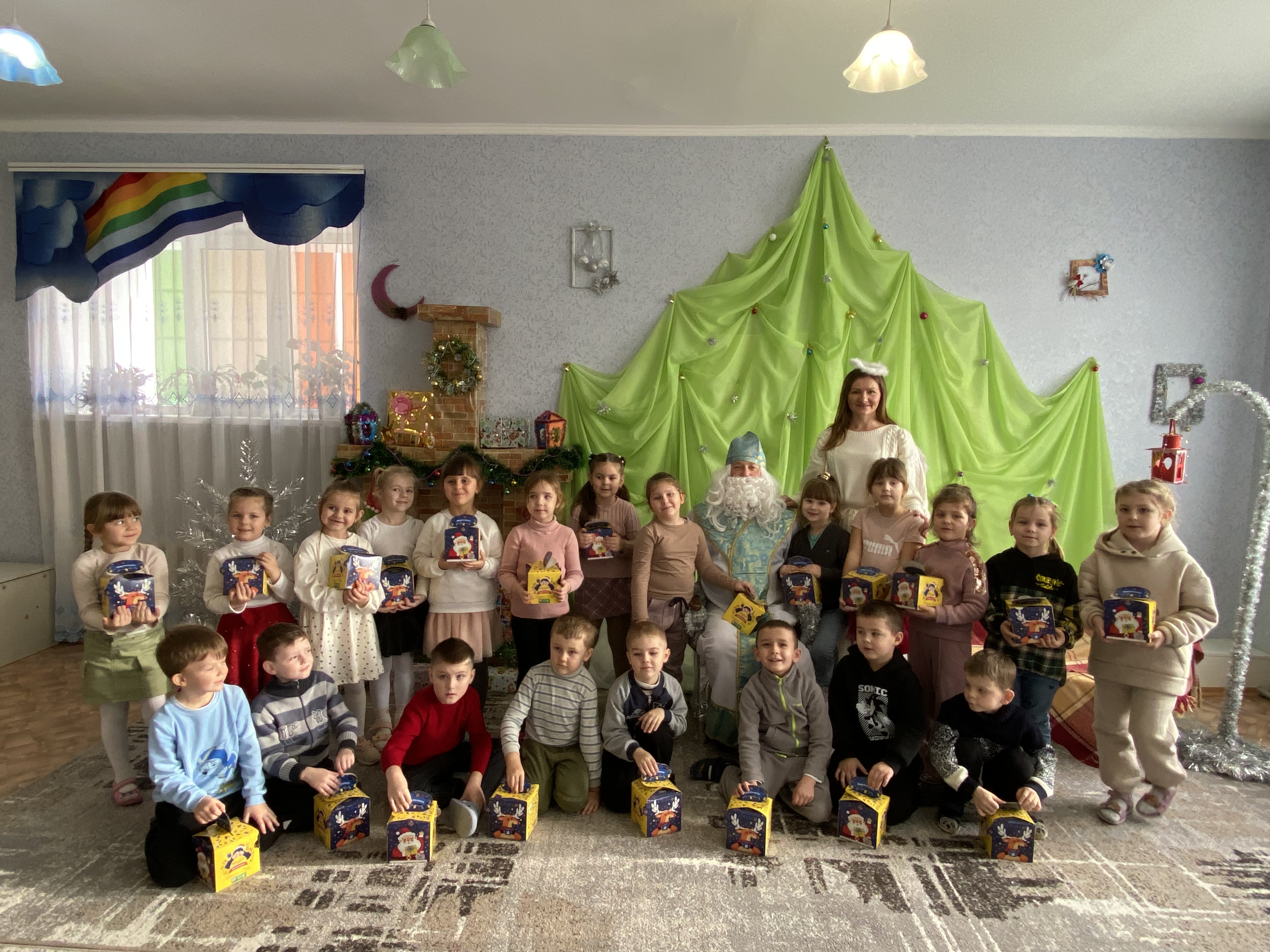 Фото без опису